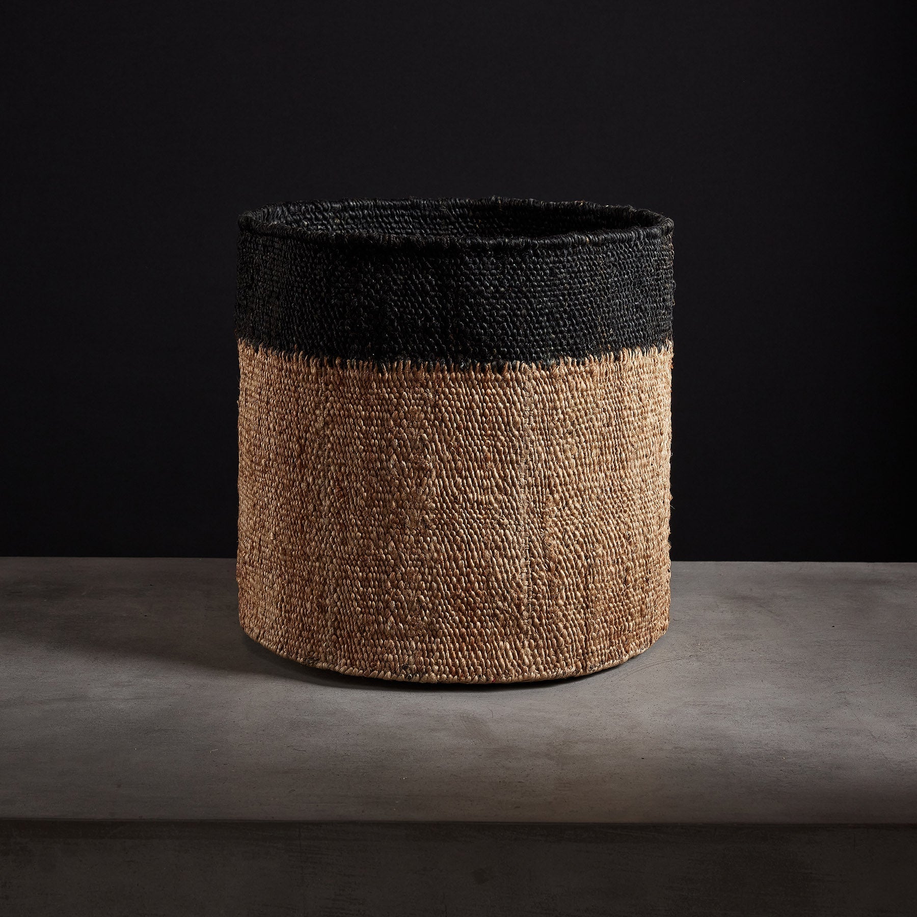 Tipped Jute Basket 18 X 16 - Natural/Black