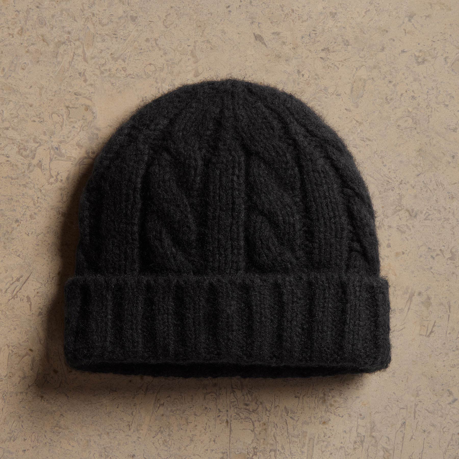 Lightweight Textured Cashmere Cable Knit Beanie - True Black