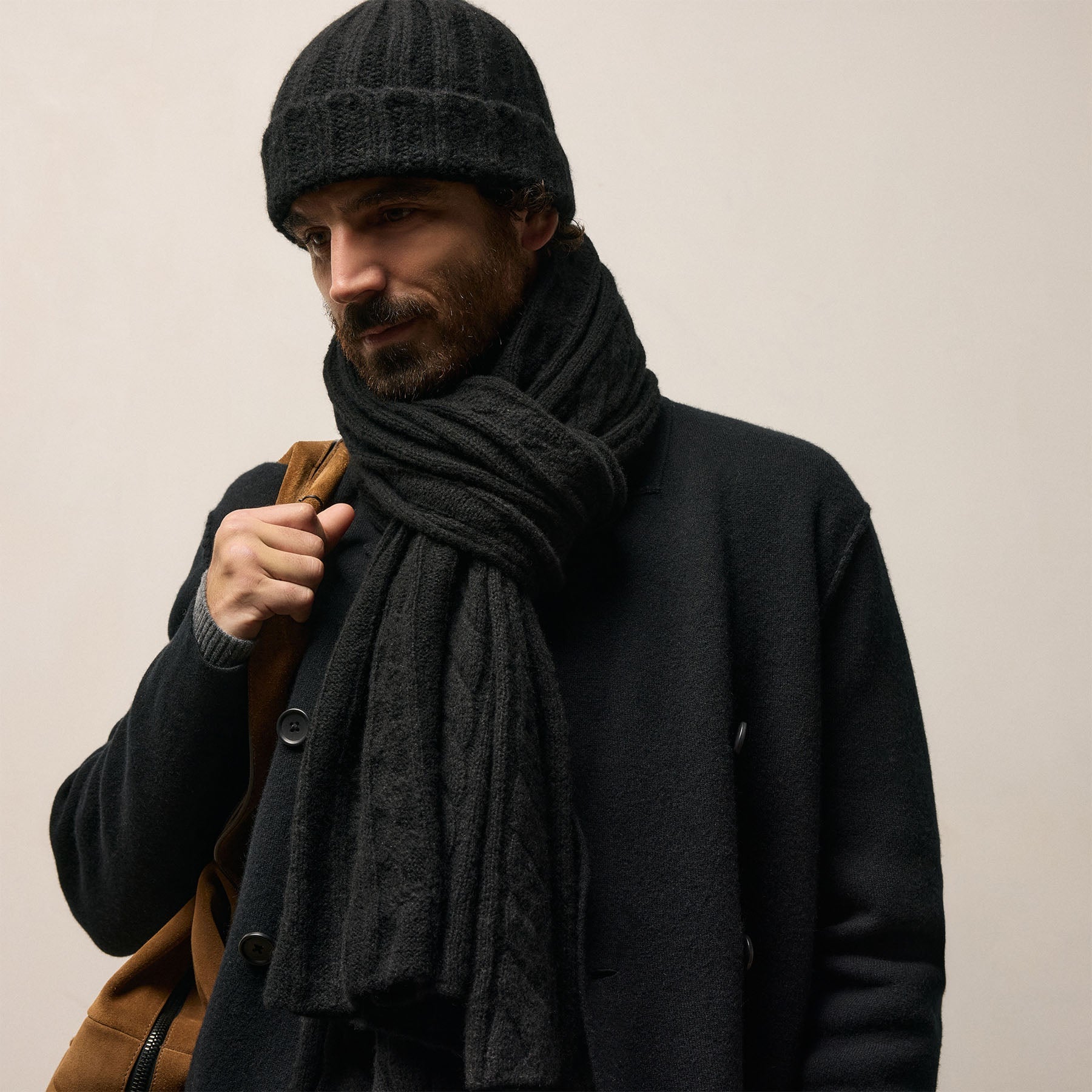 Lightweight Cashmere Cableknit Scarf - True Black