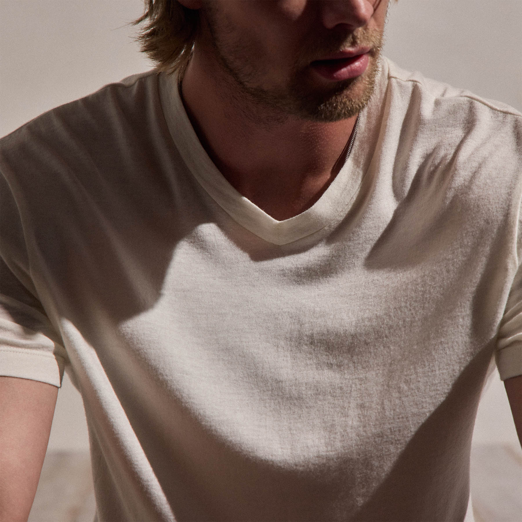 Cotton Cashmere Short Sleeve V Neck - White