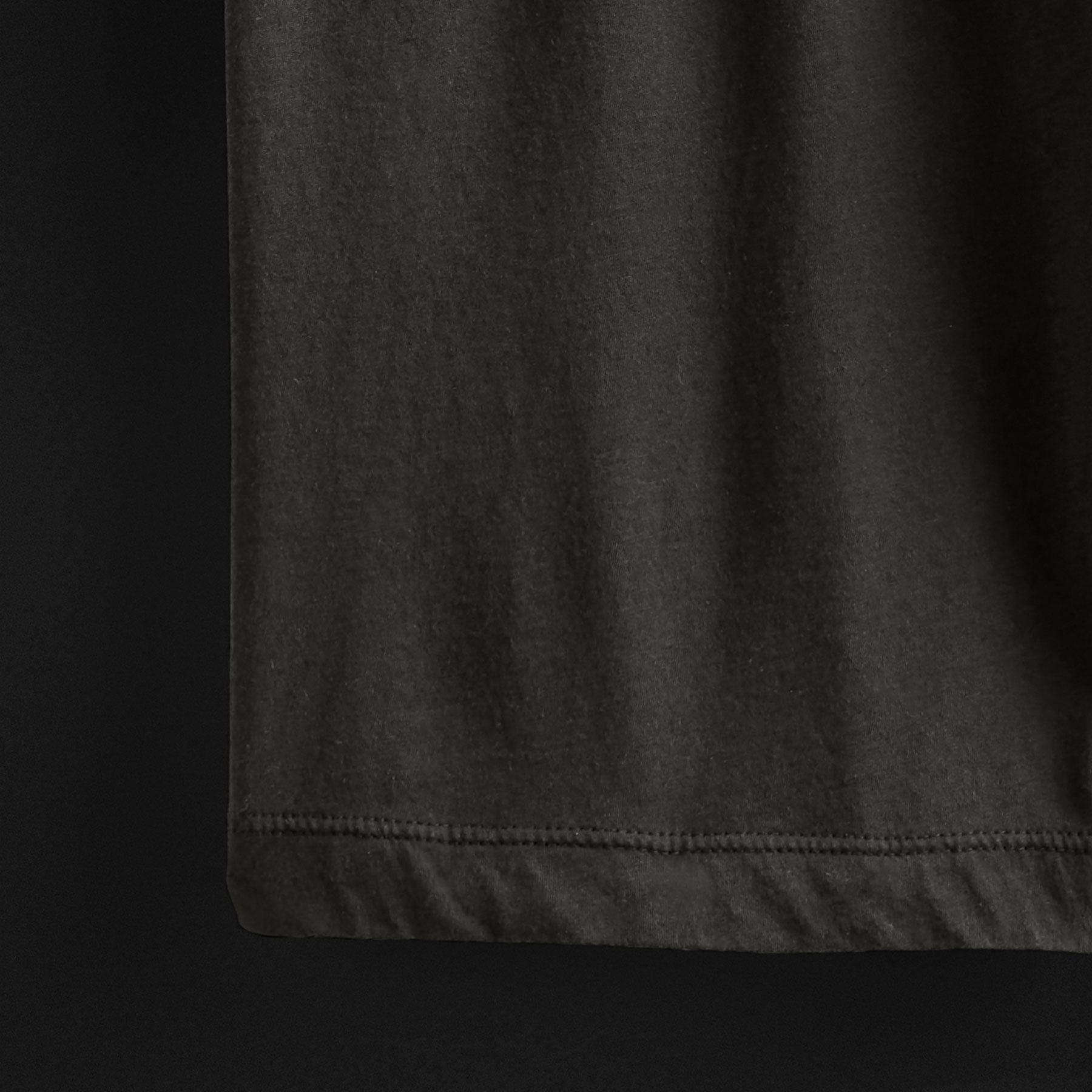 Luxe Lotus Relaxed Fit Boxer Short - Carbon