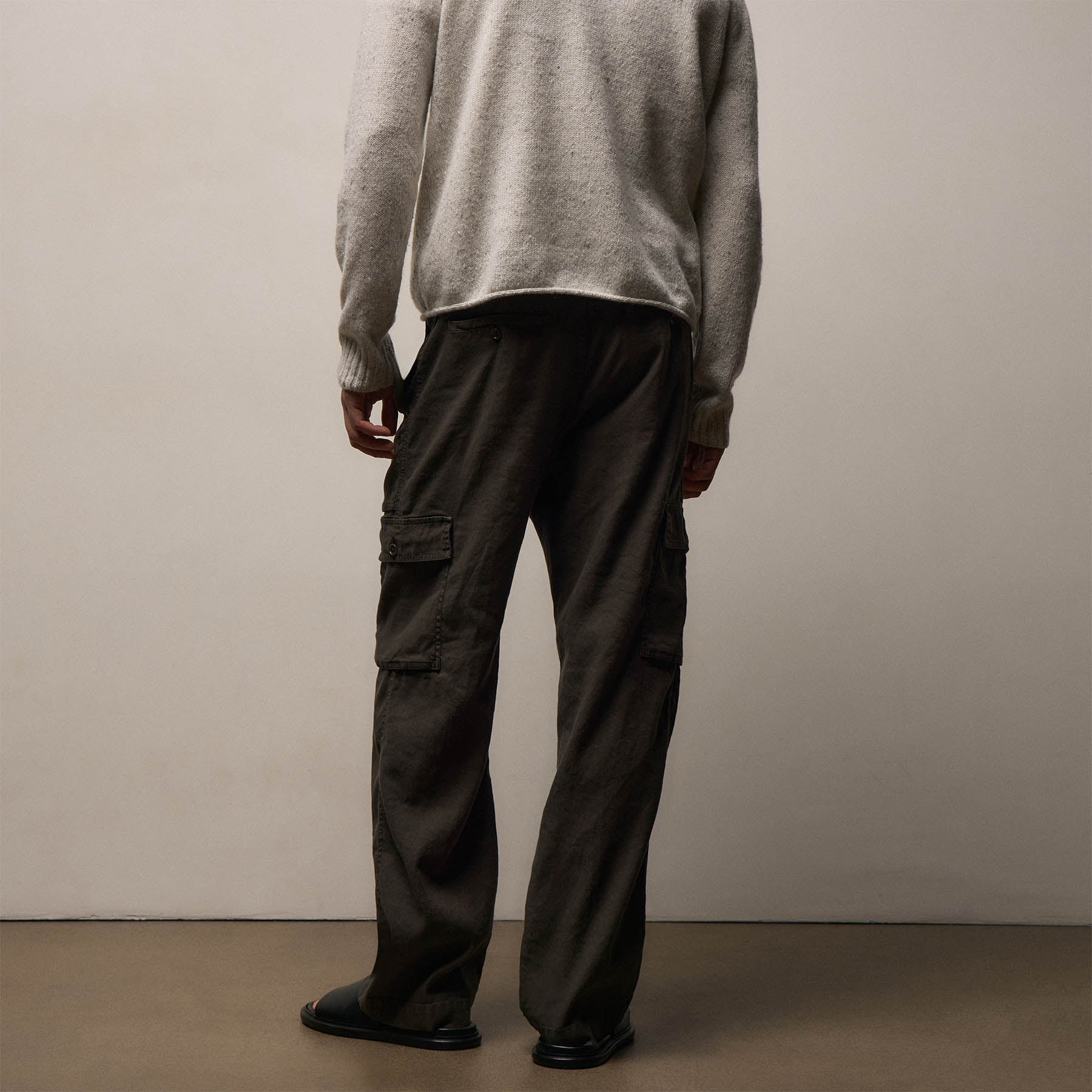 Stretch Linen Cargo Pant - Dark Olive Pigment