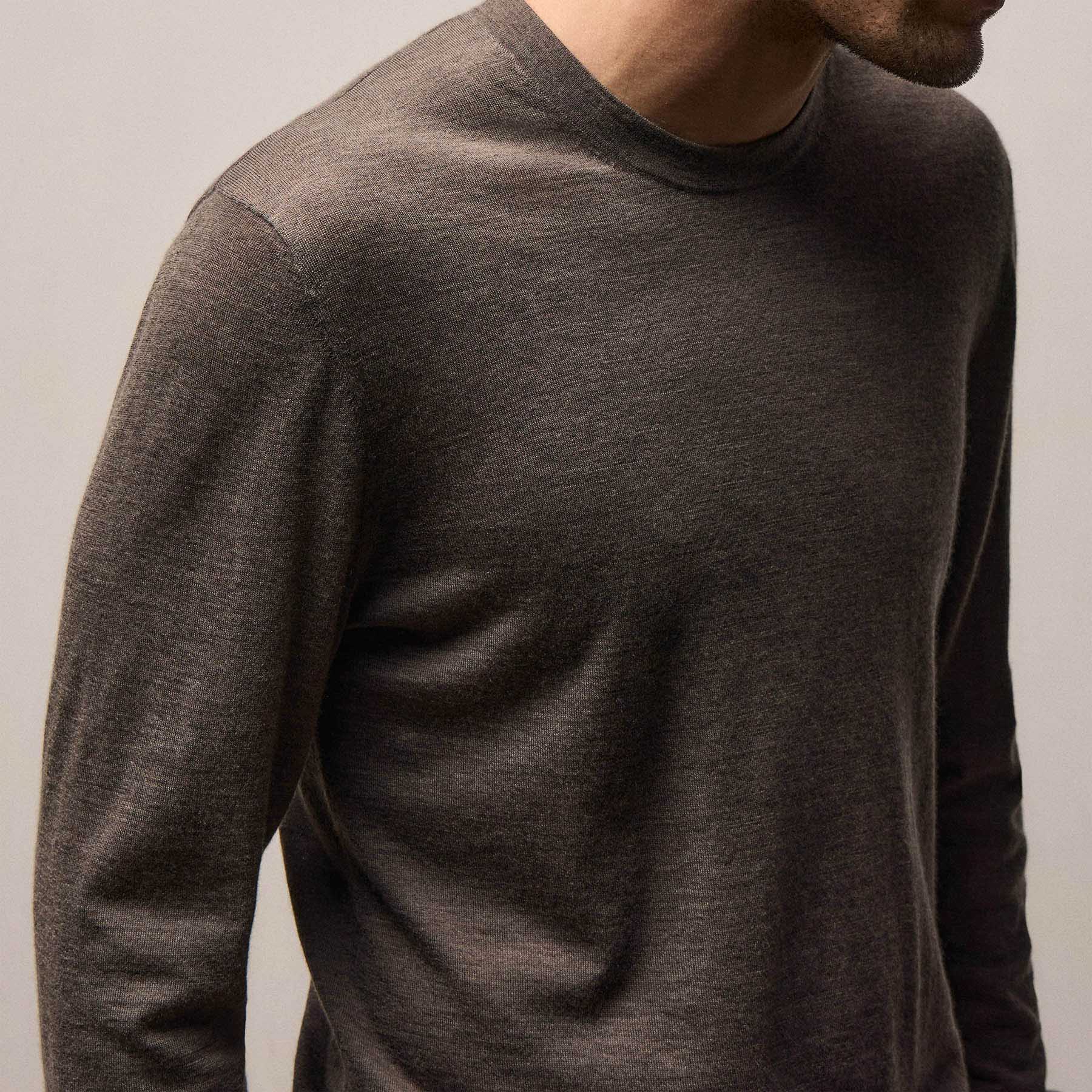 Ultrafine Cashmere Crew - Dusty Brown