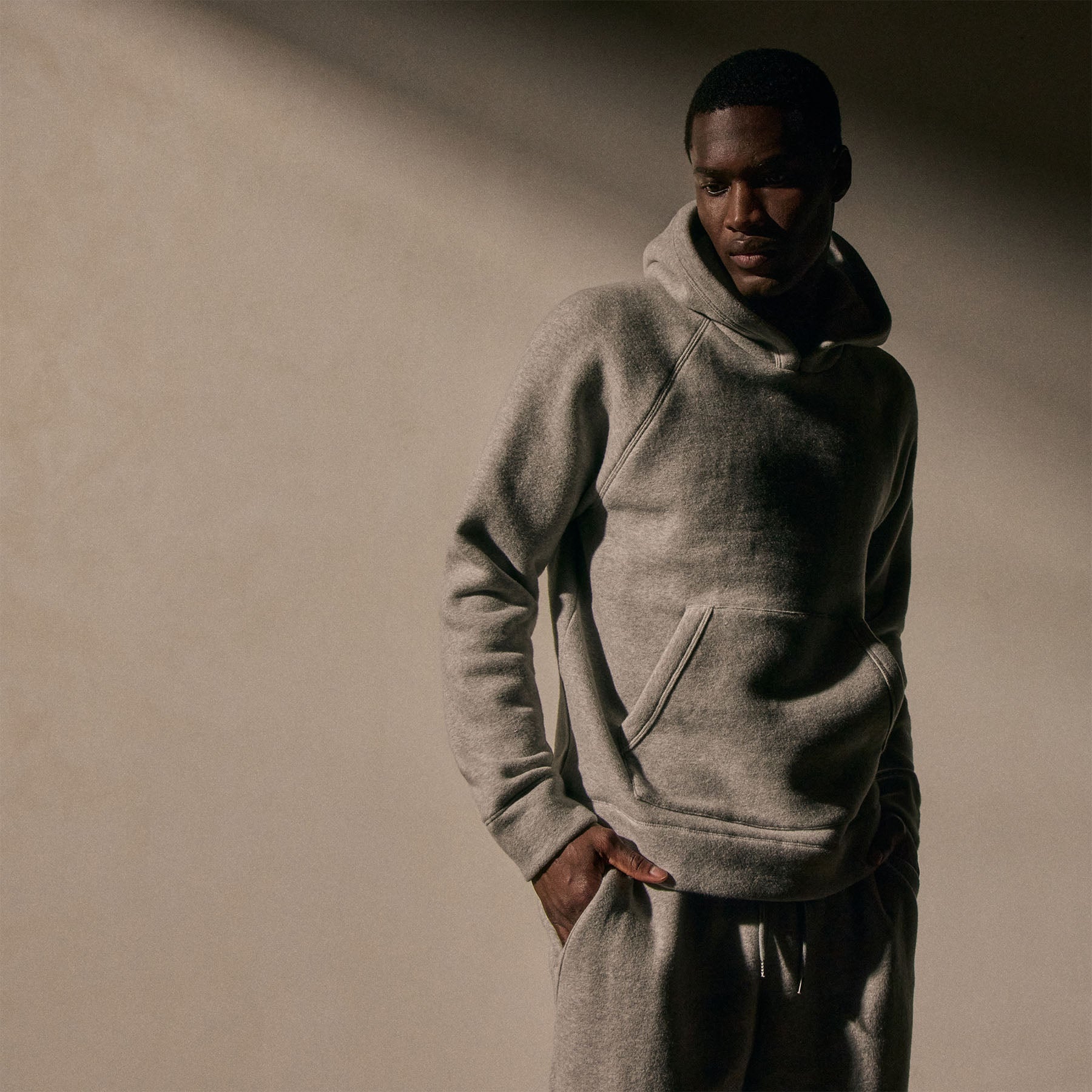 Cozy Hooded Sweatshirt - Heather Grey