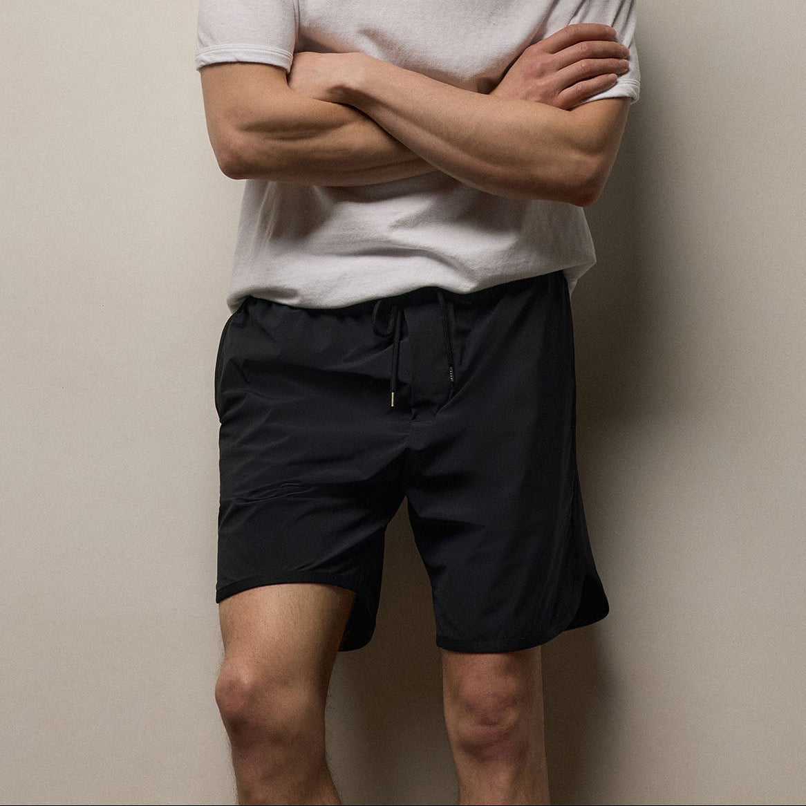 Curved Hem Boardshort - Black/Black