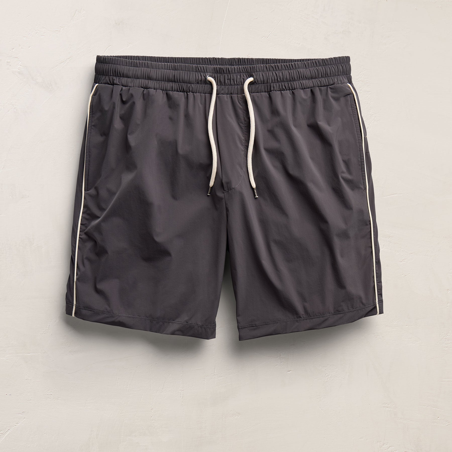 Contrast Piped Boardshort - Carbon/Ivory
