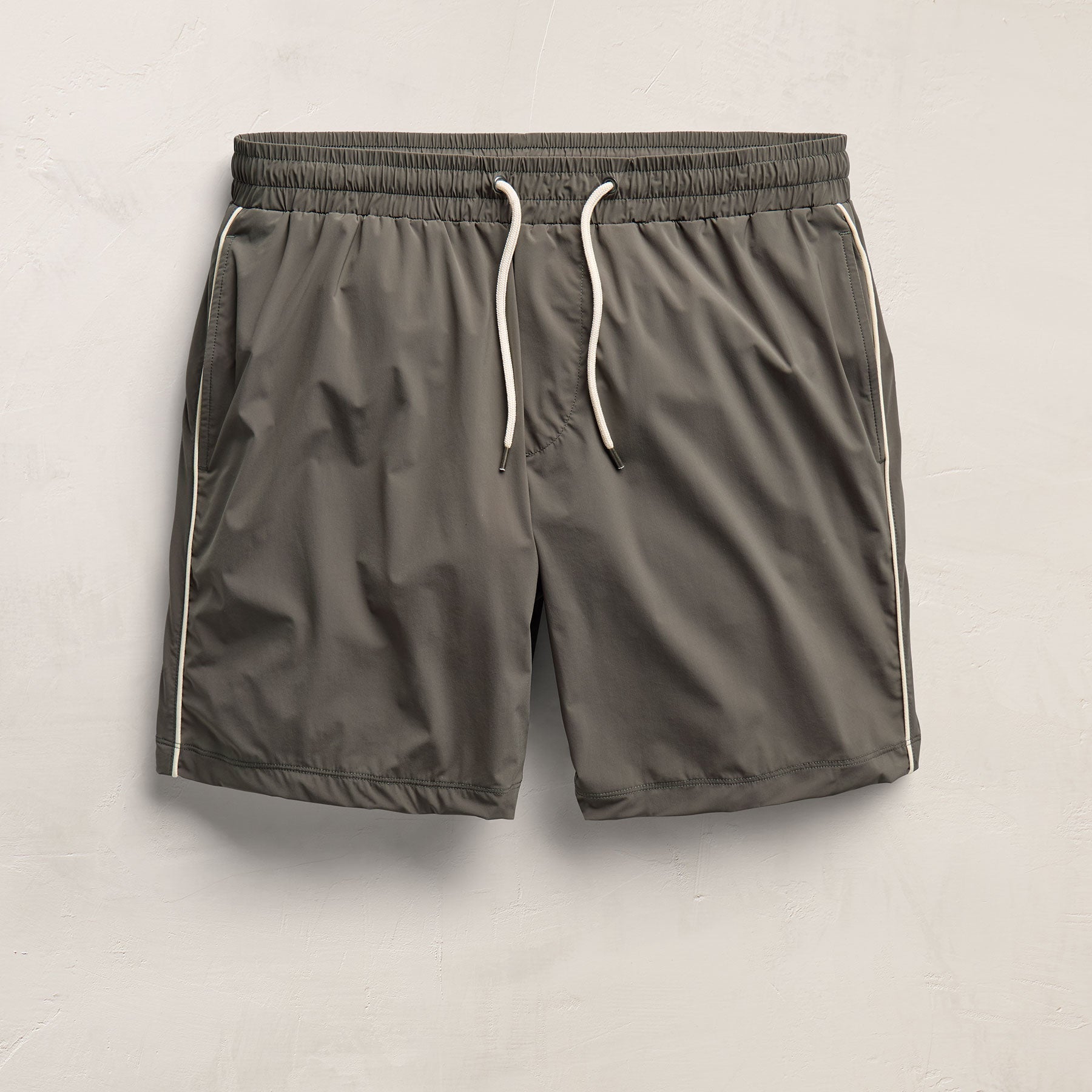 Contrast Piped Boardshort - Granite/Ivory