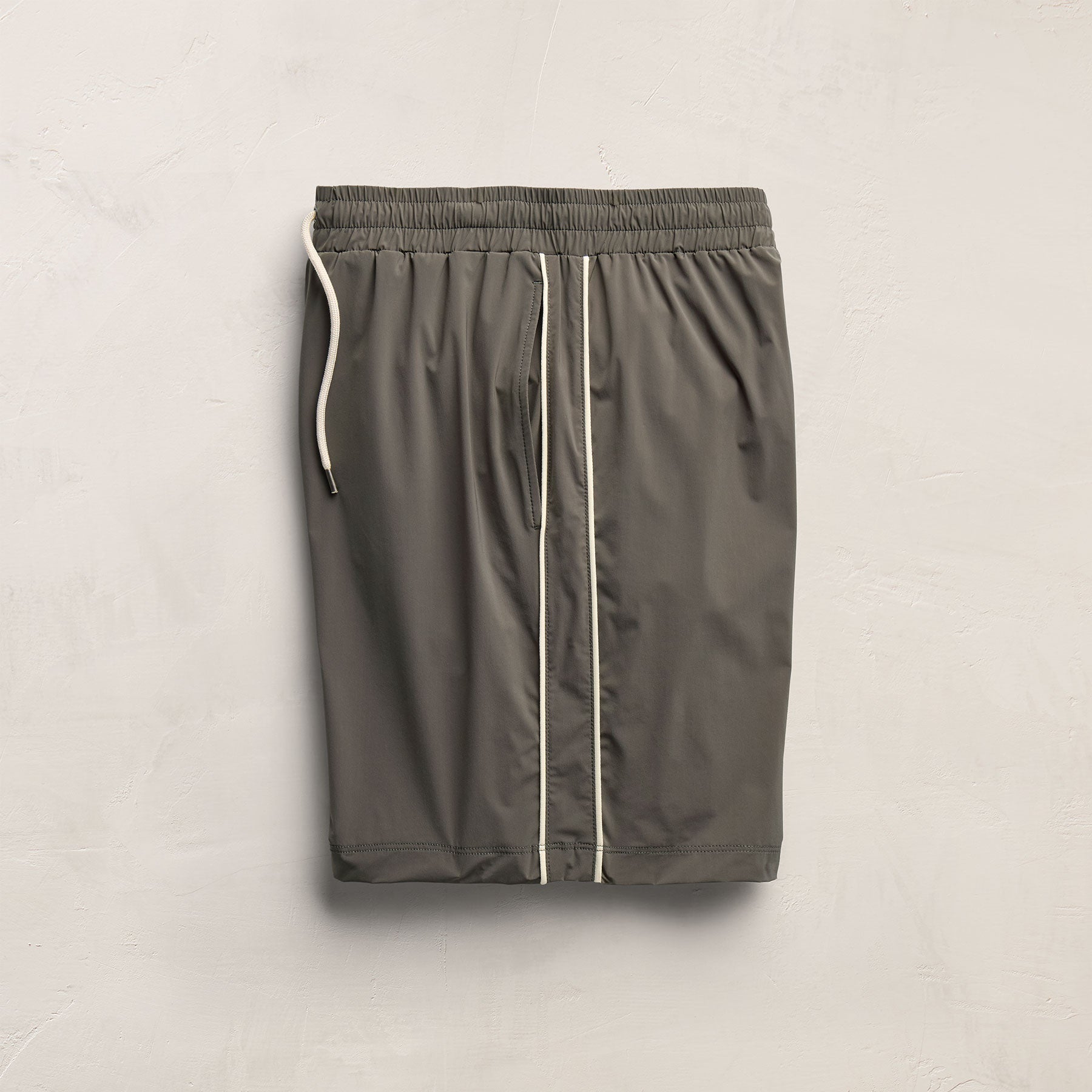 Contrast Piped Boardshort - Granite/Ivory