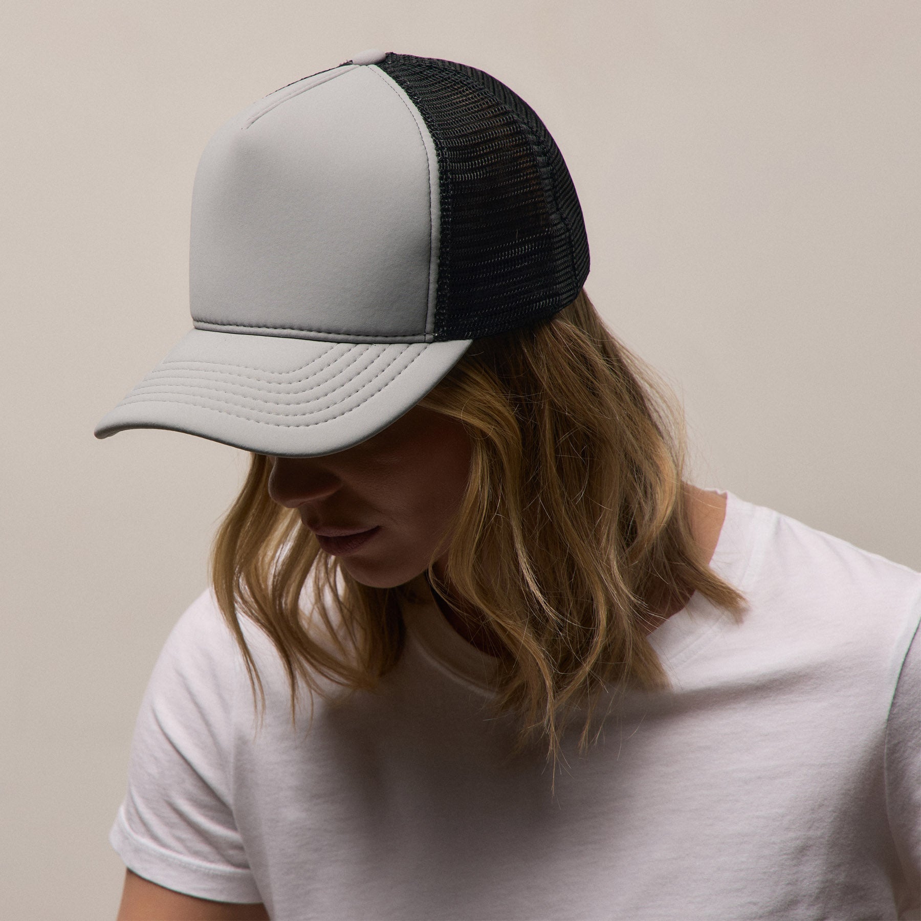 Scuba Trucker Hat - Pale Grey
