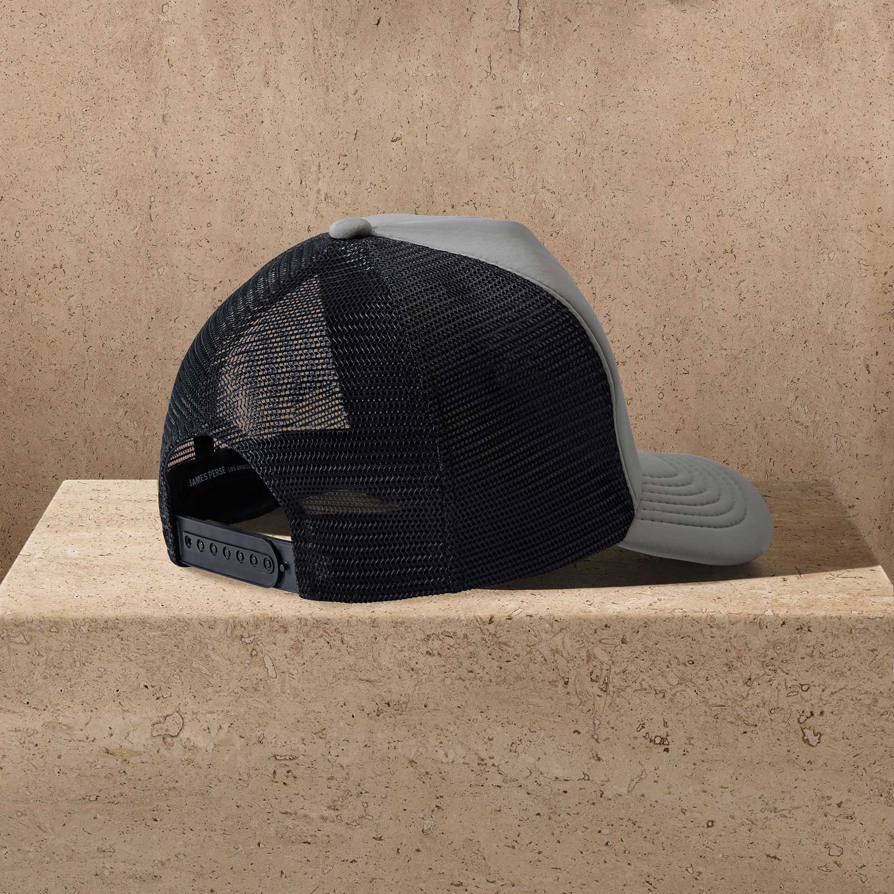Scuba Trucker Hat - Pale Grey