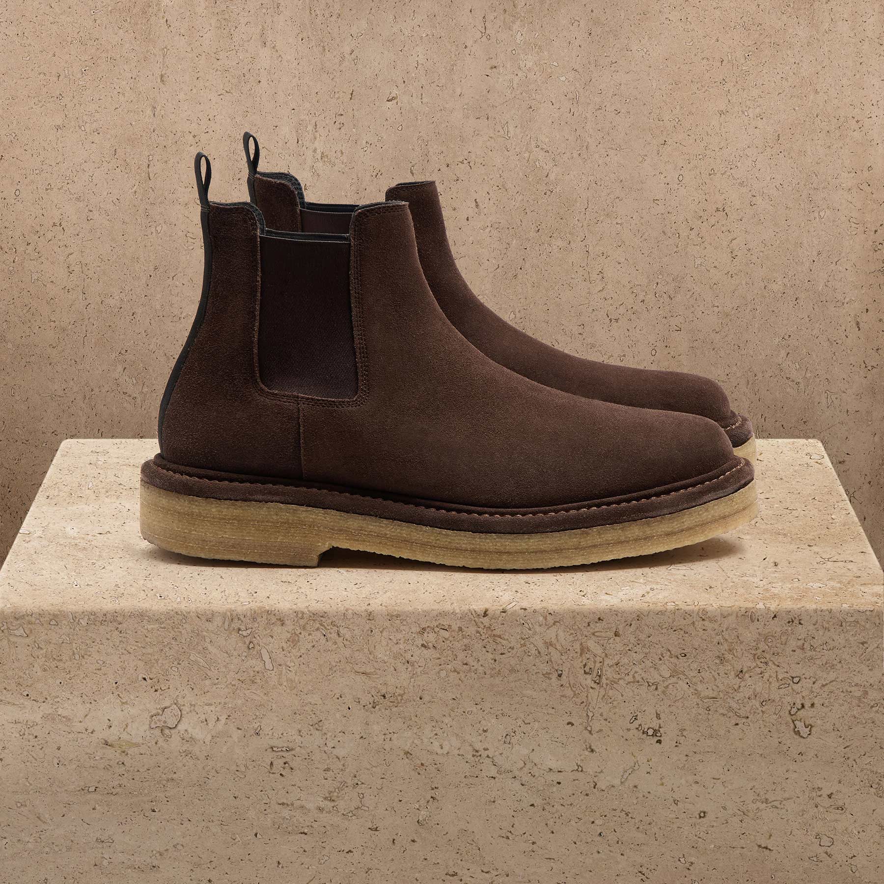 Men's Suede Chelsea Boot - Cafe