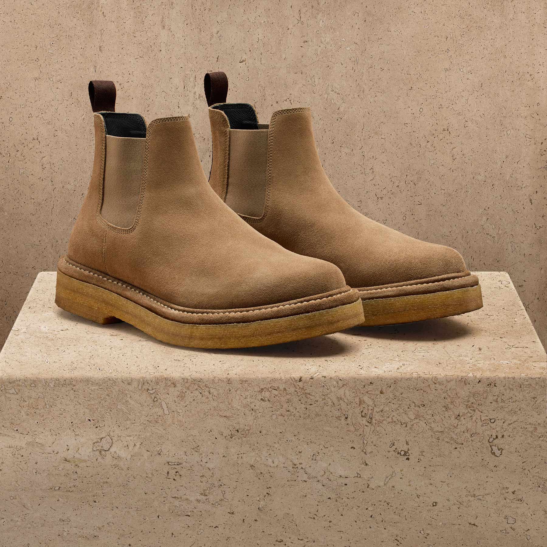 Men's Suede Chelsea Boot - String