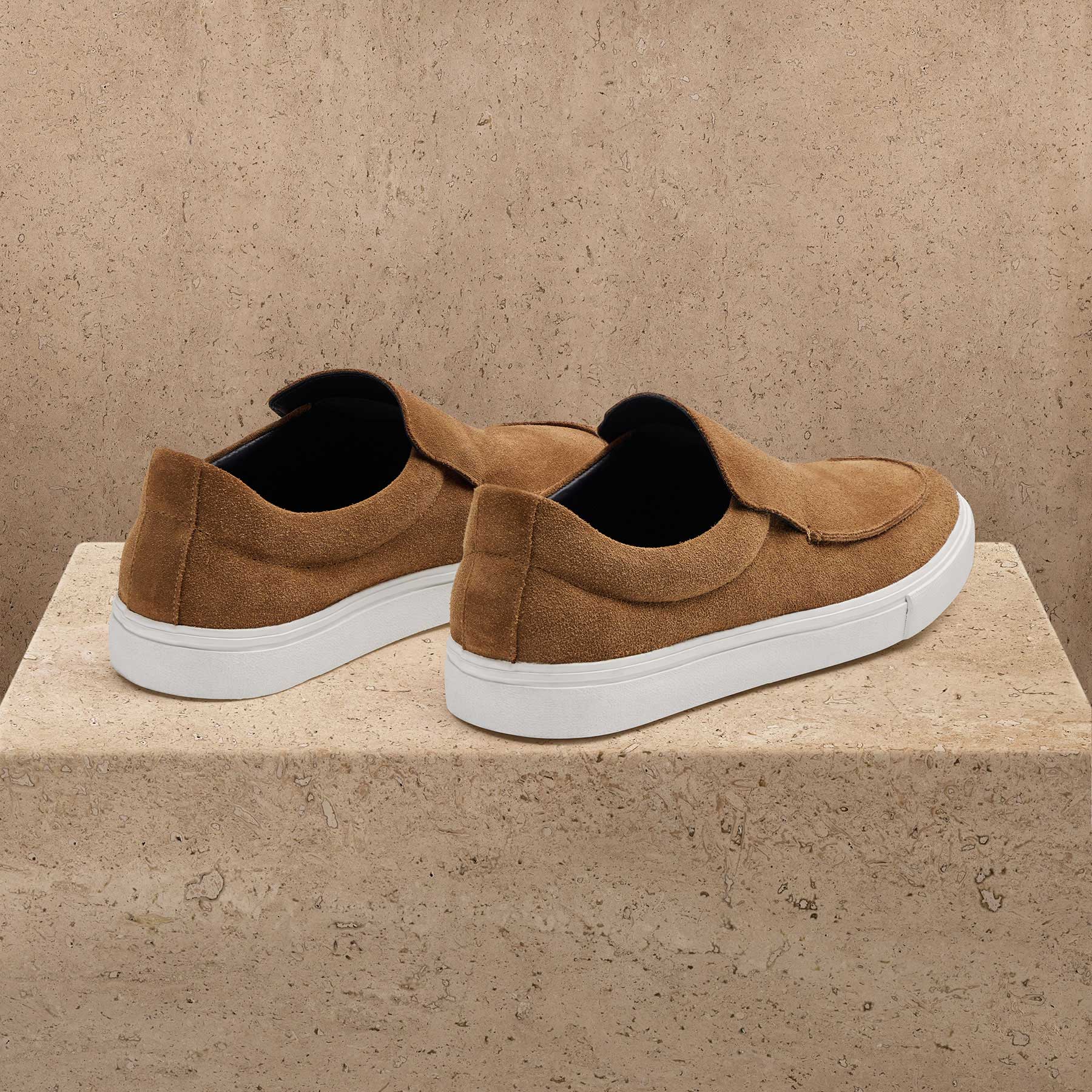 Men's Coastal Suede Slip On - Chestnut
