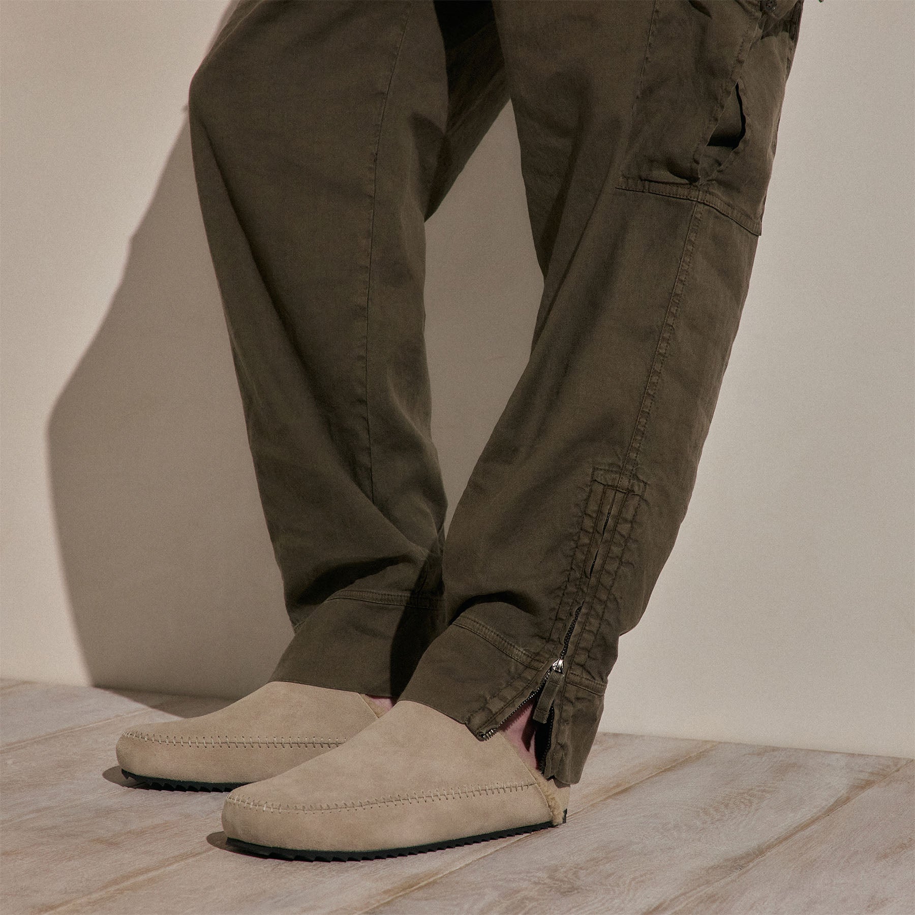 Men's Suede Clog - Earth