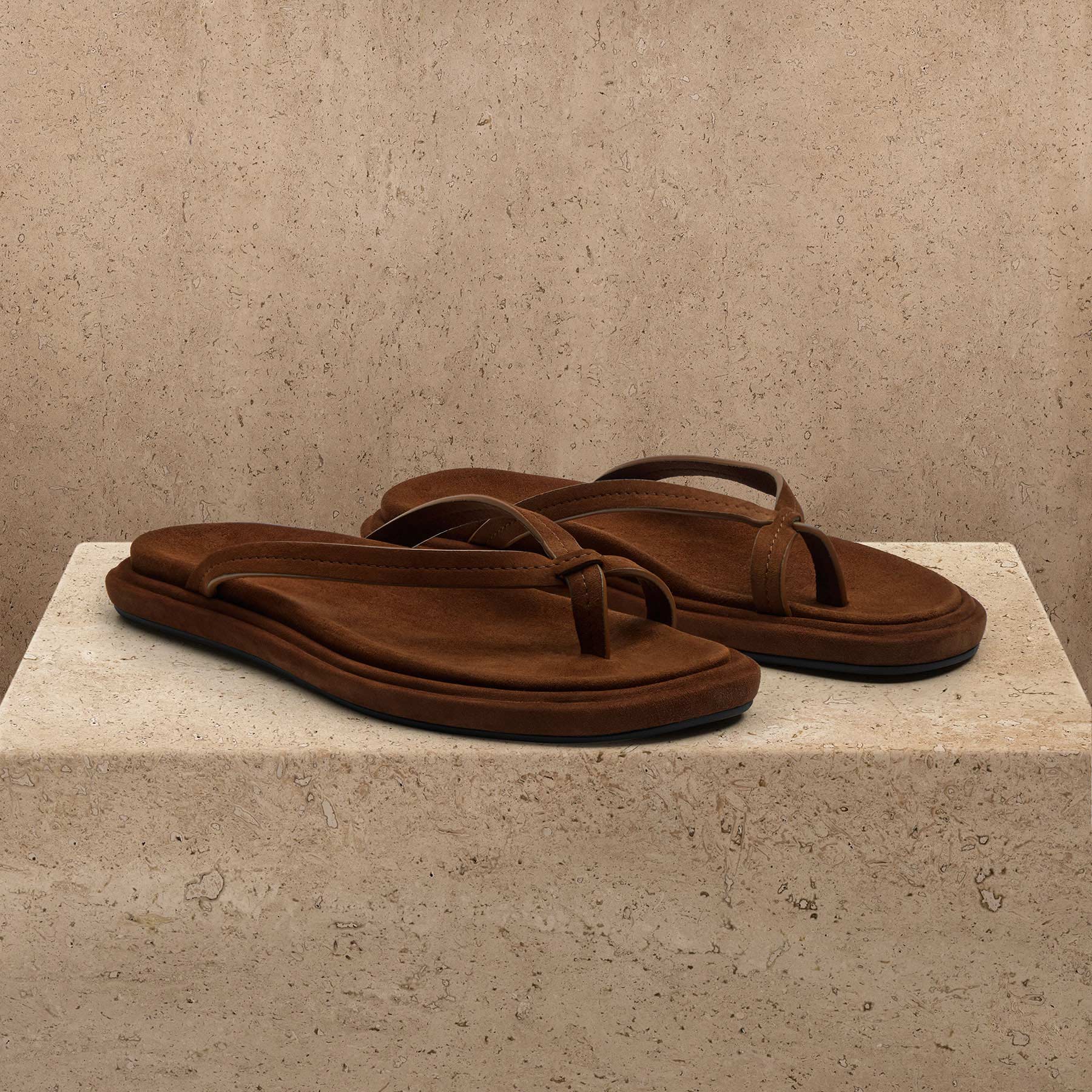 Women's Suede Cross Thong Sandal - Tabacco / Tabacco