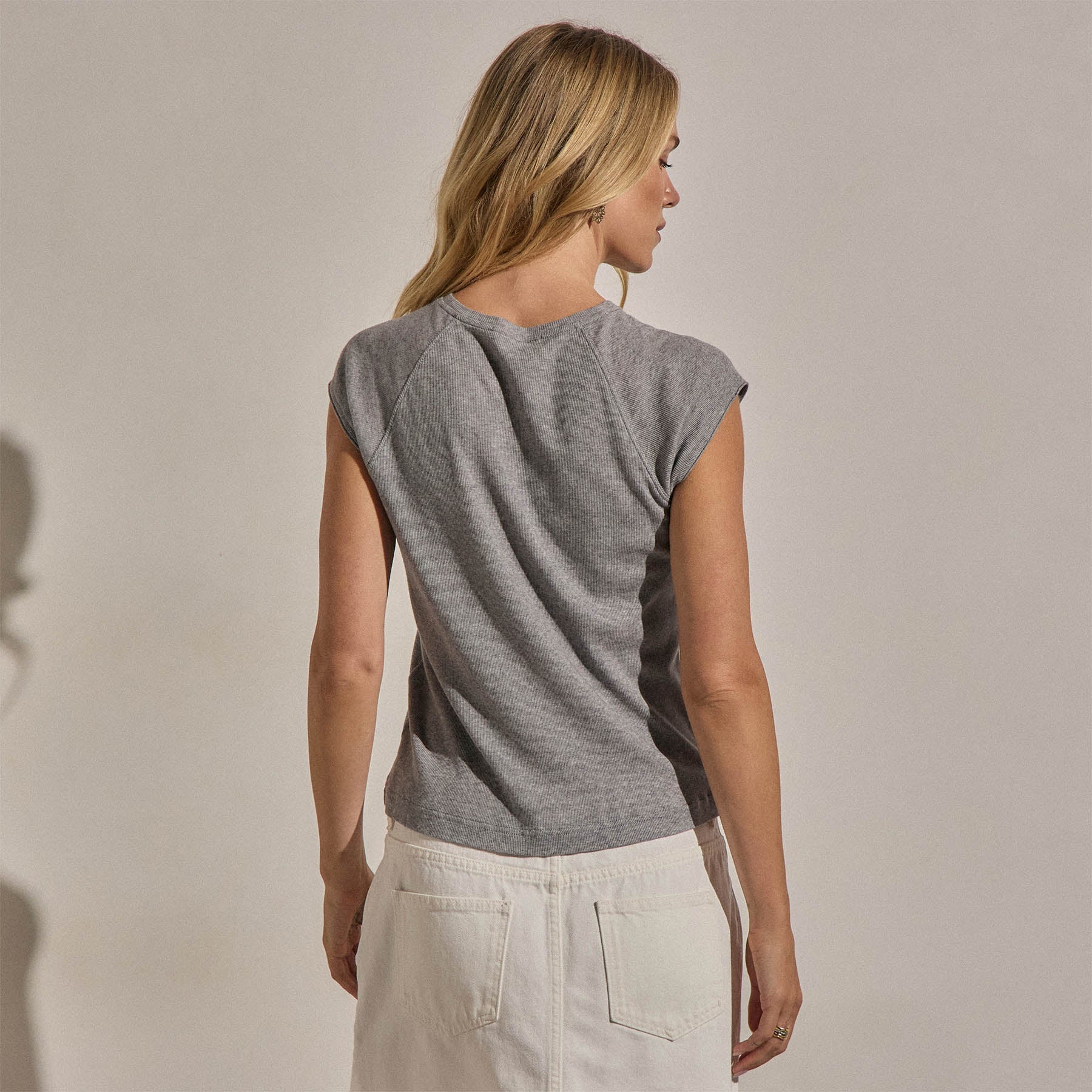 Cotton Cashmere Ribbed Raglan Tee - Heather Grey
