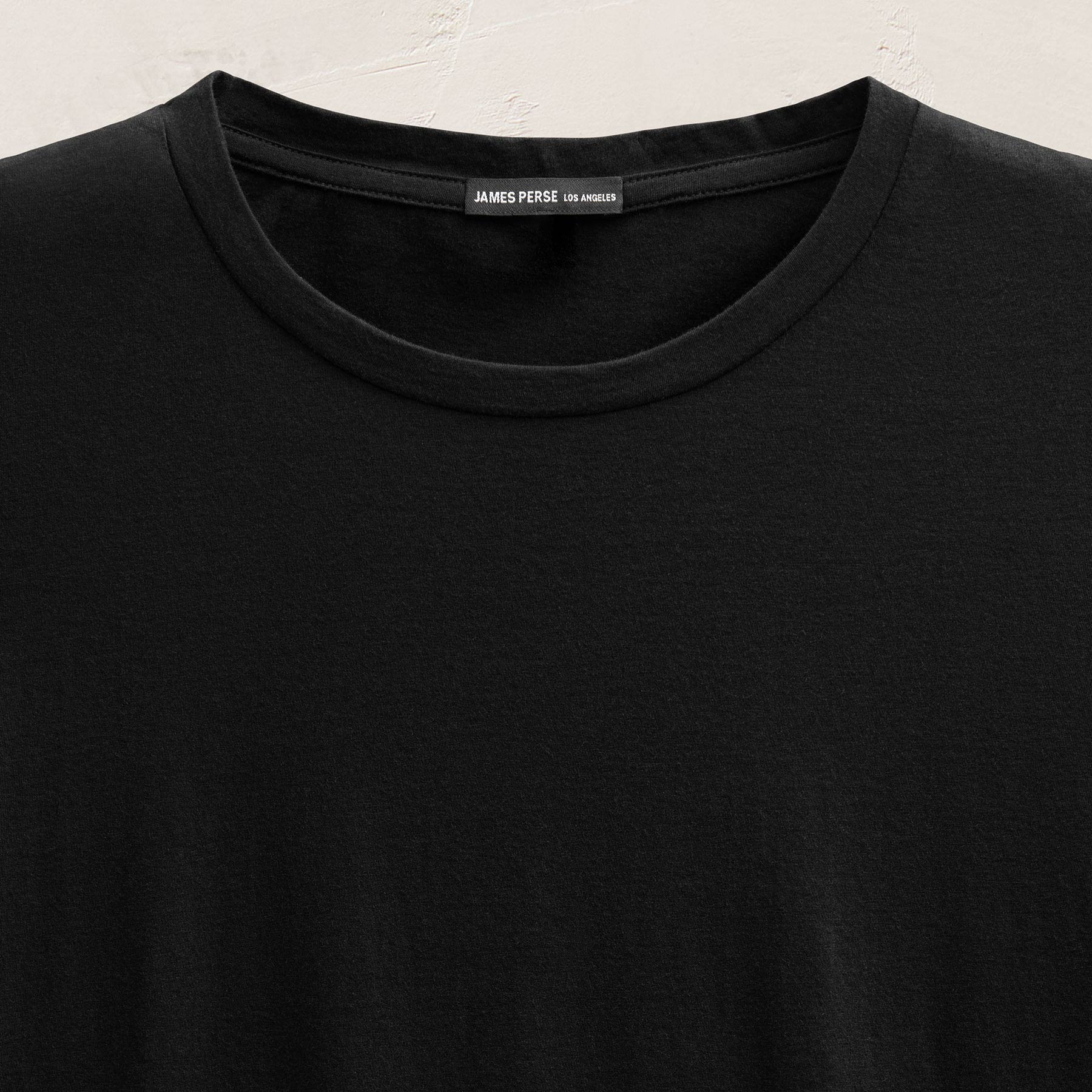 Luxe Lotus Jersey Crew - Black