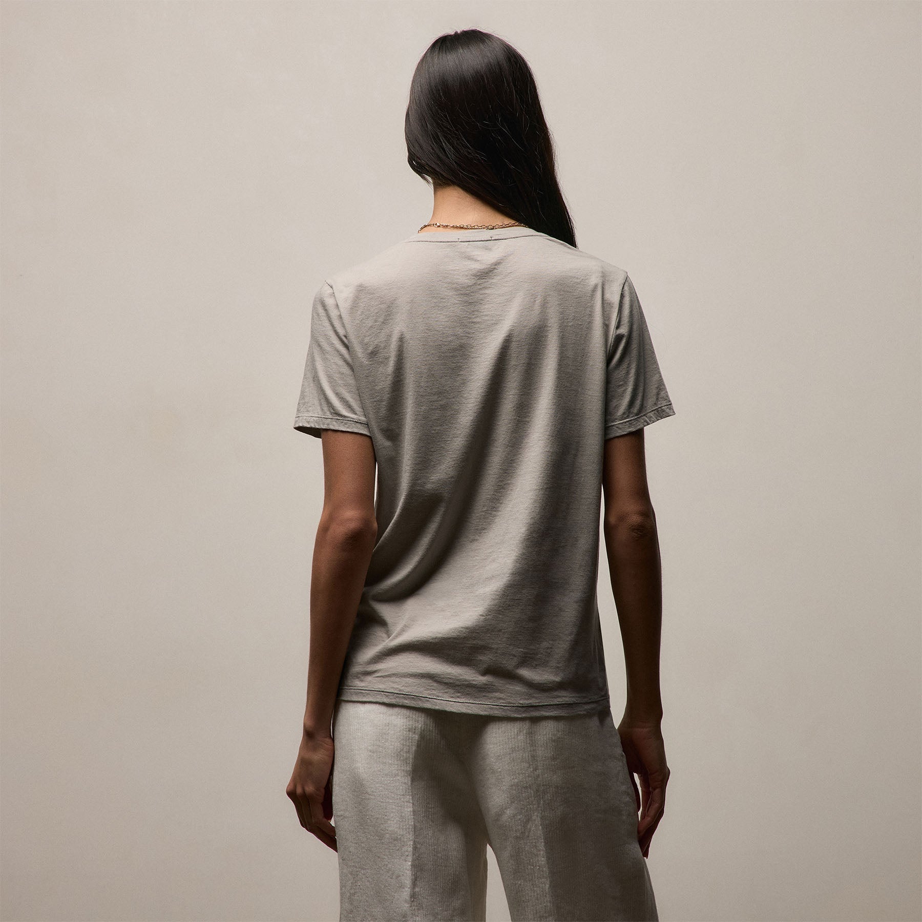 Luxe Lotus Jersey V Neck - Fog