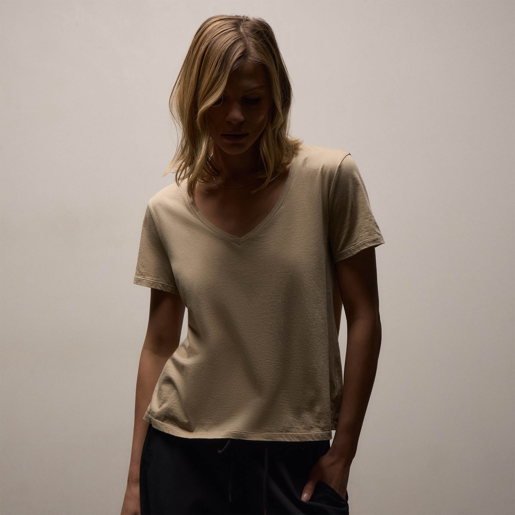 Luxe Lotus Jersey V Neck - Light Khaki