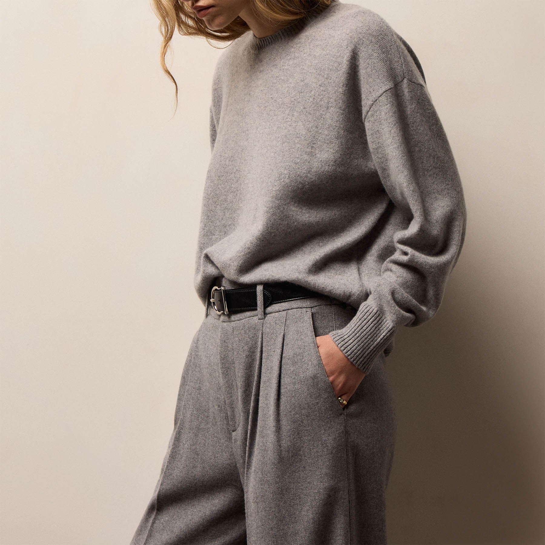 Spun Cashmere Crew Sweater - Heather Grey