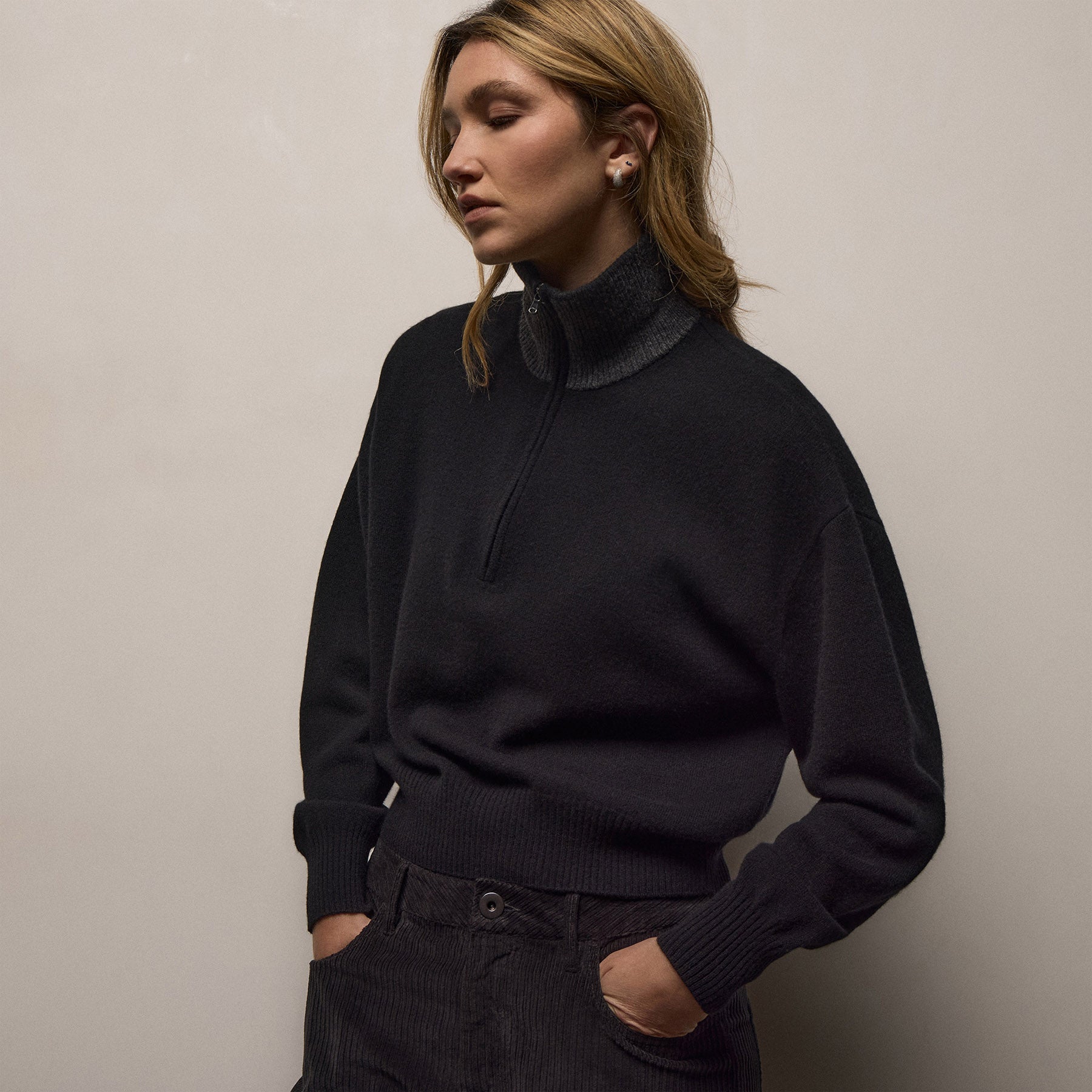 Italian Spun Cashmere Half Zip - Black/Anthracite