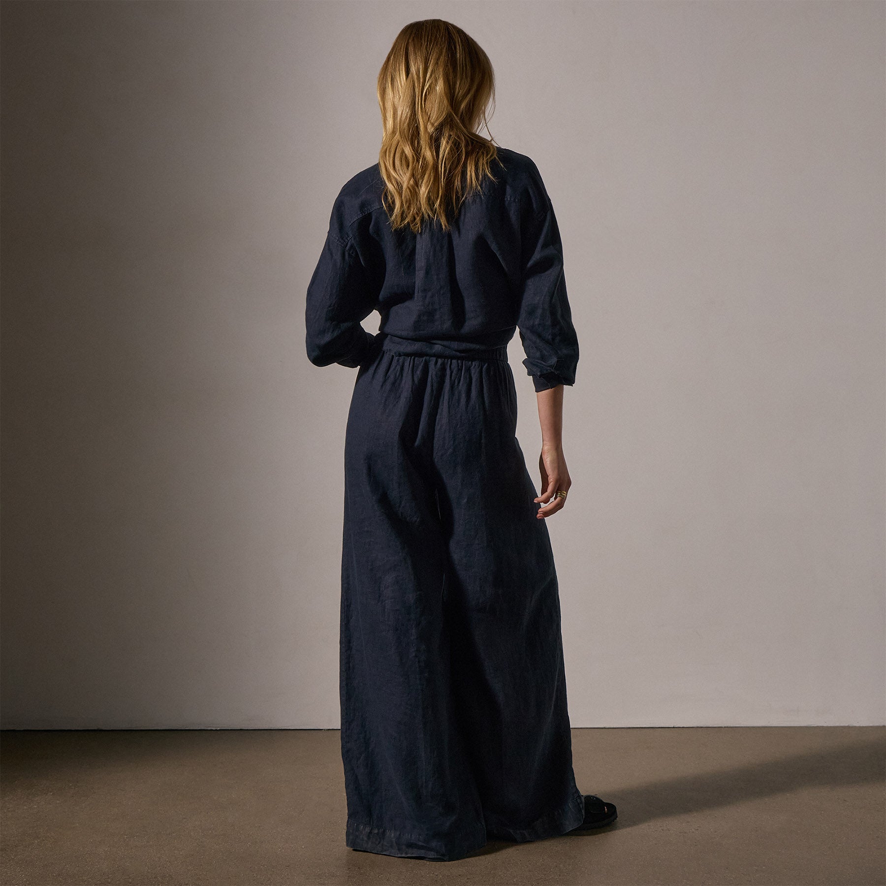Lightweight Linen Wide Leg Pant - Classic Navy