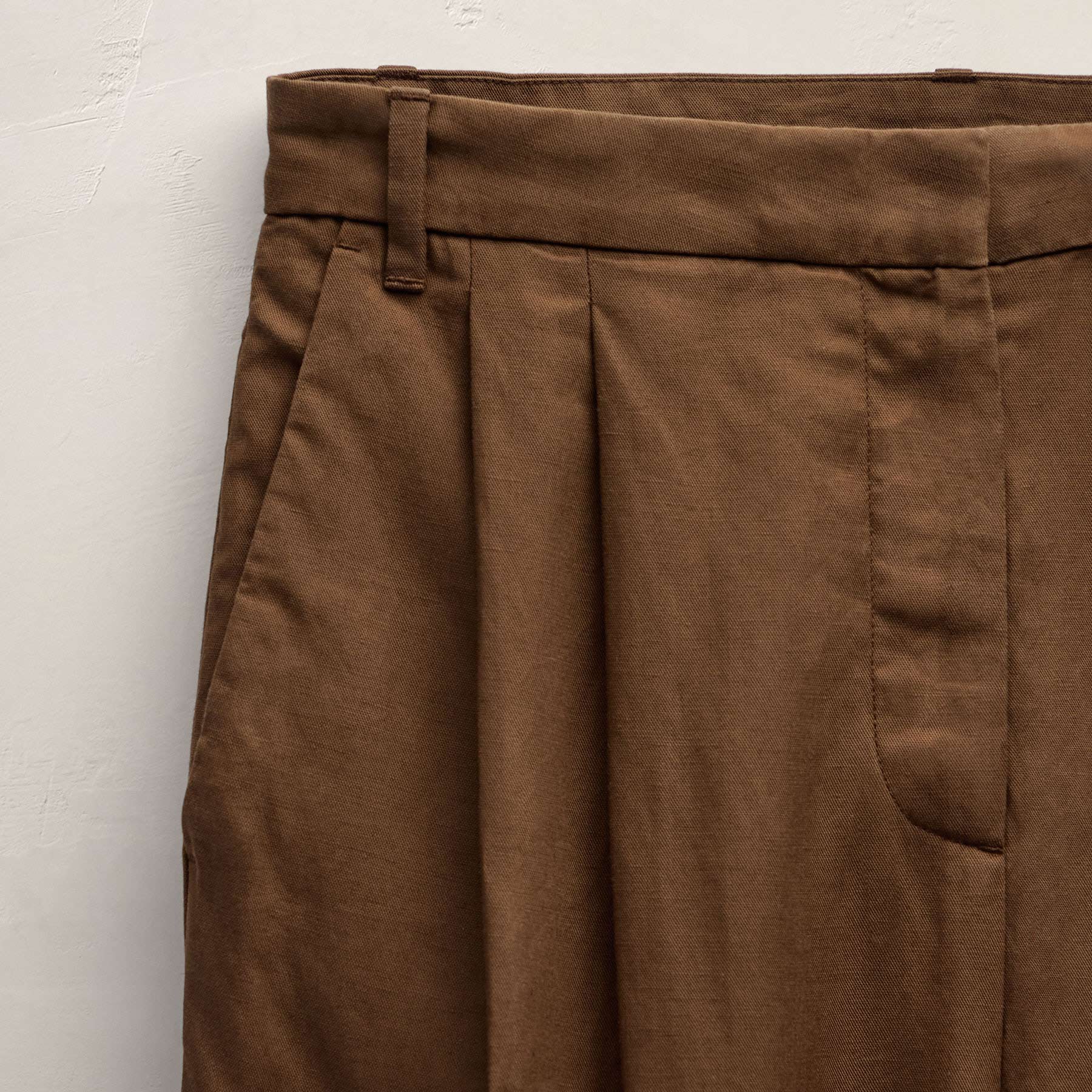 Twill Pleated Trouser - Truffle