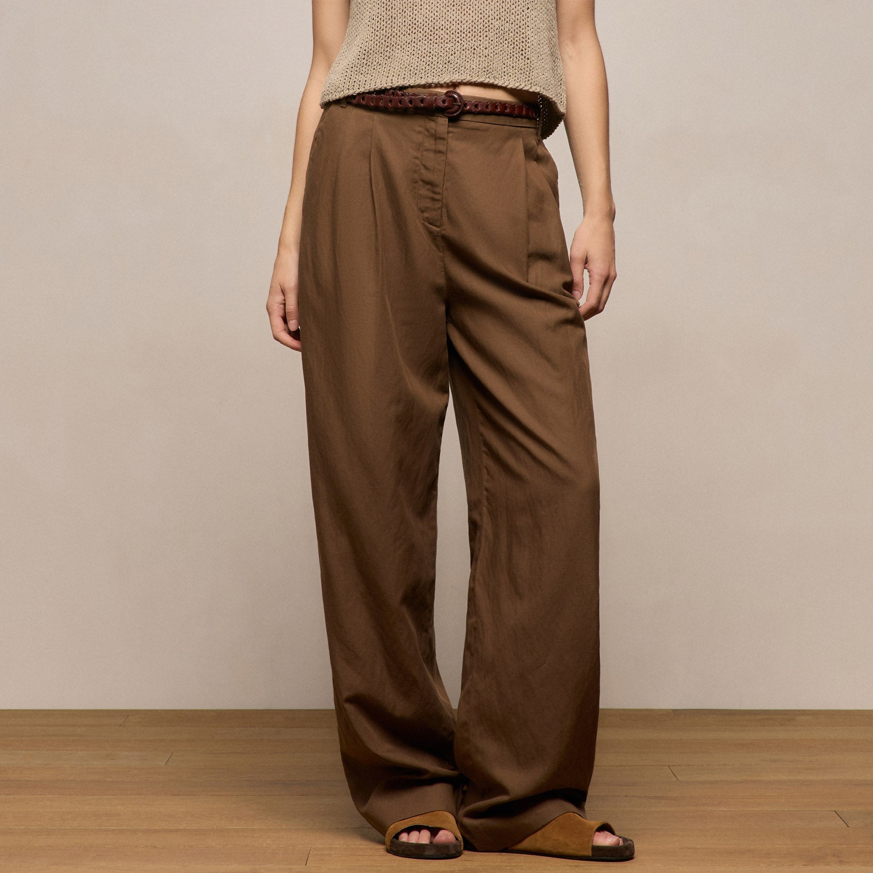 Twill Pleated Trouser - Truffle