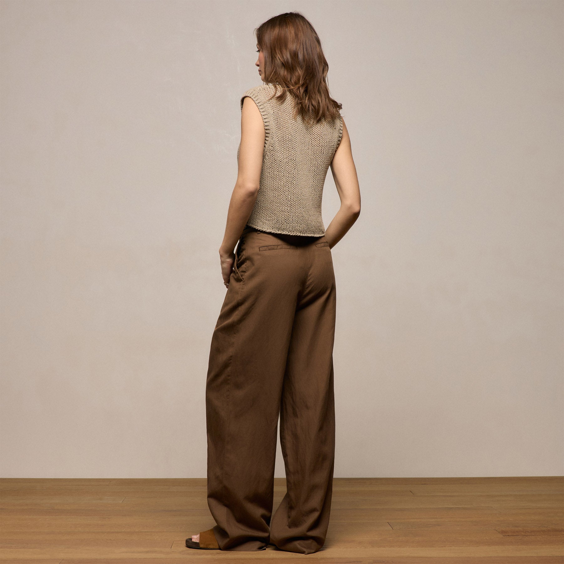 Twill Pleated Trouser - Truffle