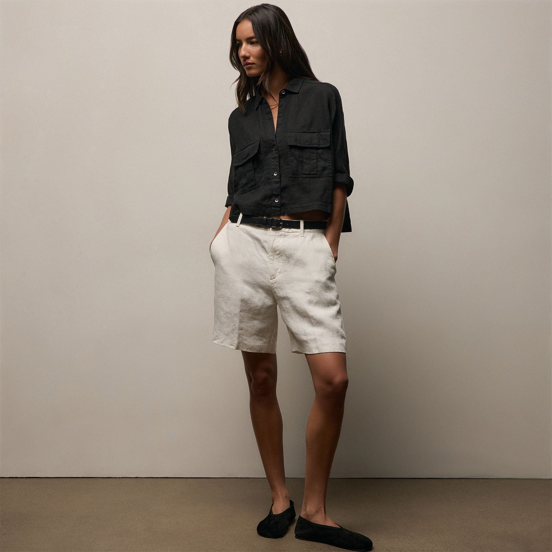 Linen Cropped Pocket Shirt - Black