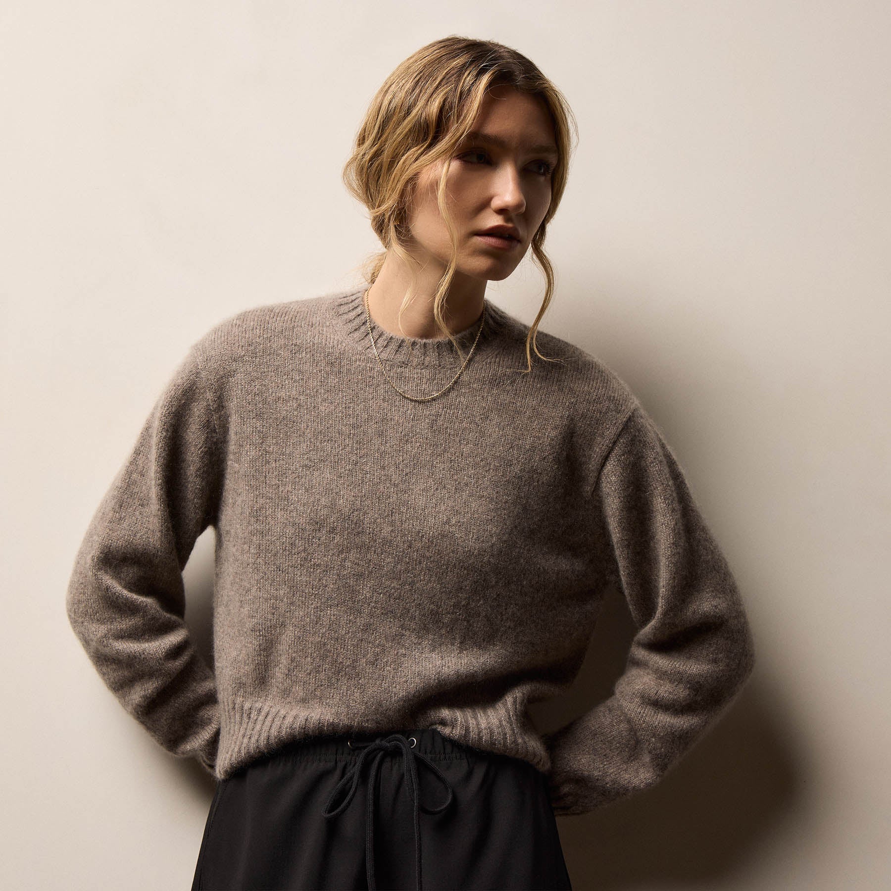 Lightweight Textured Cashmere Crew - Beige Melange