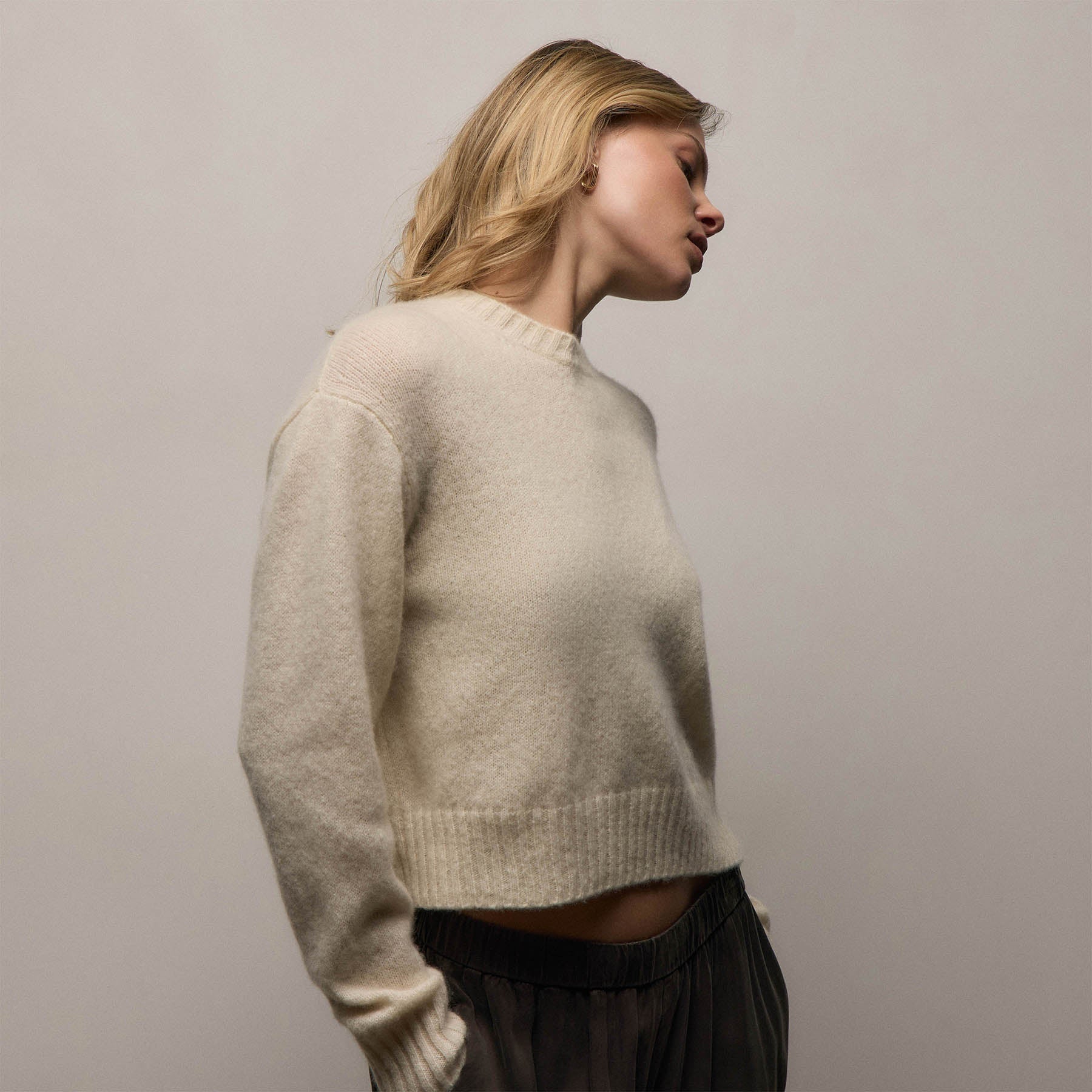 Lightweight Textured Cashmere Crew - Ivory