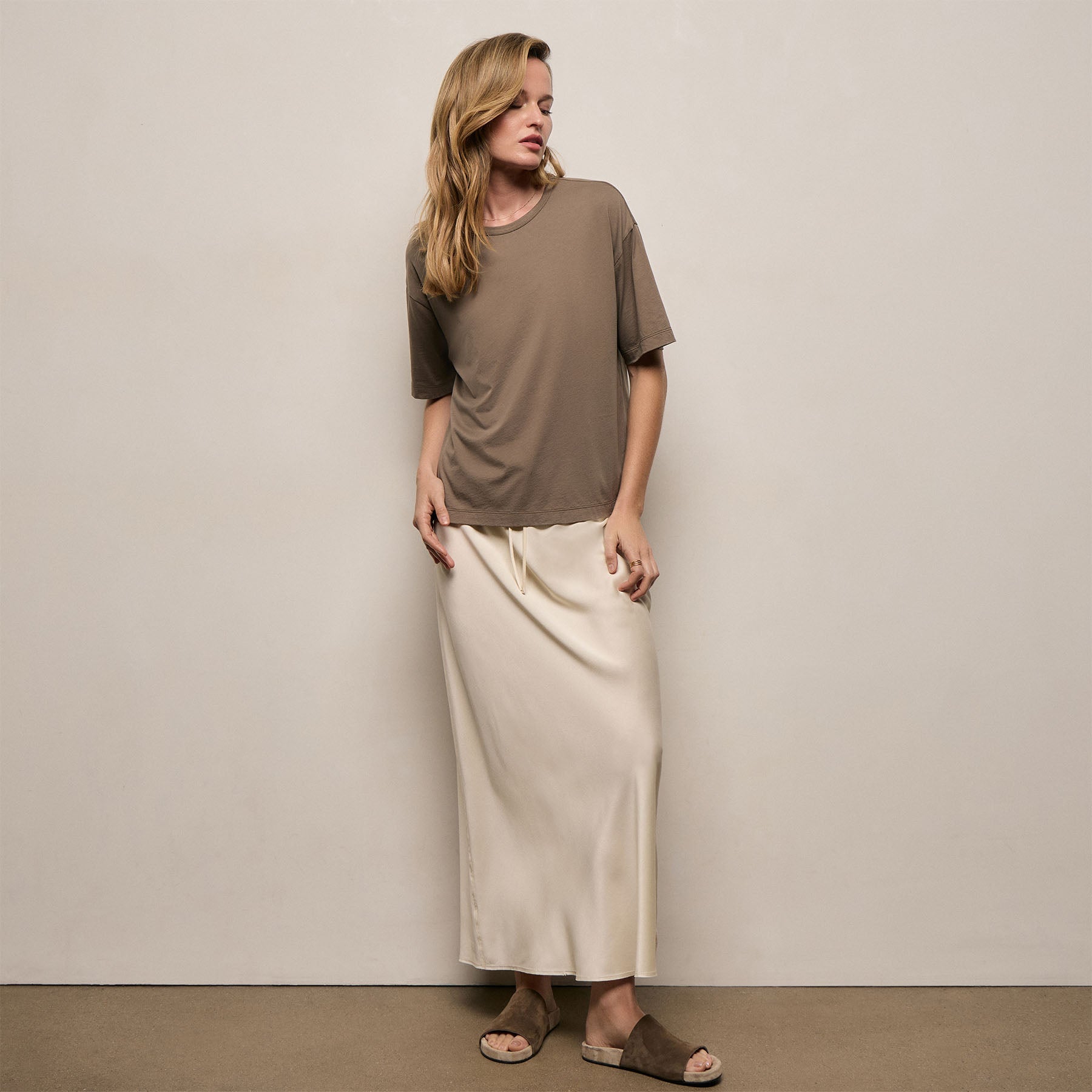 Lightweight Luxe Jersey Tee - Light Olive