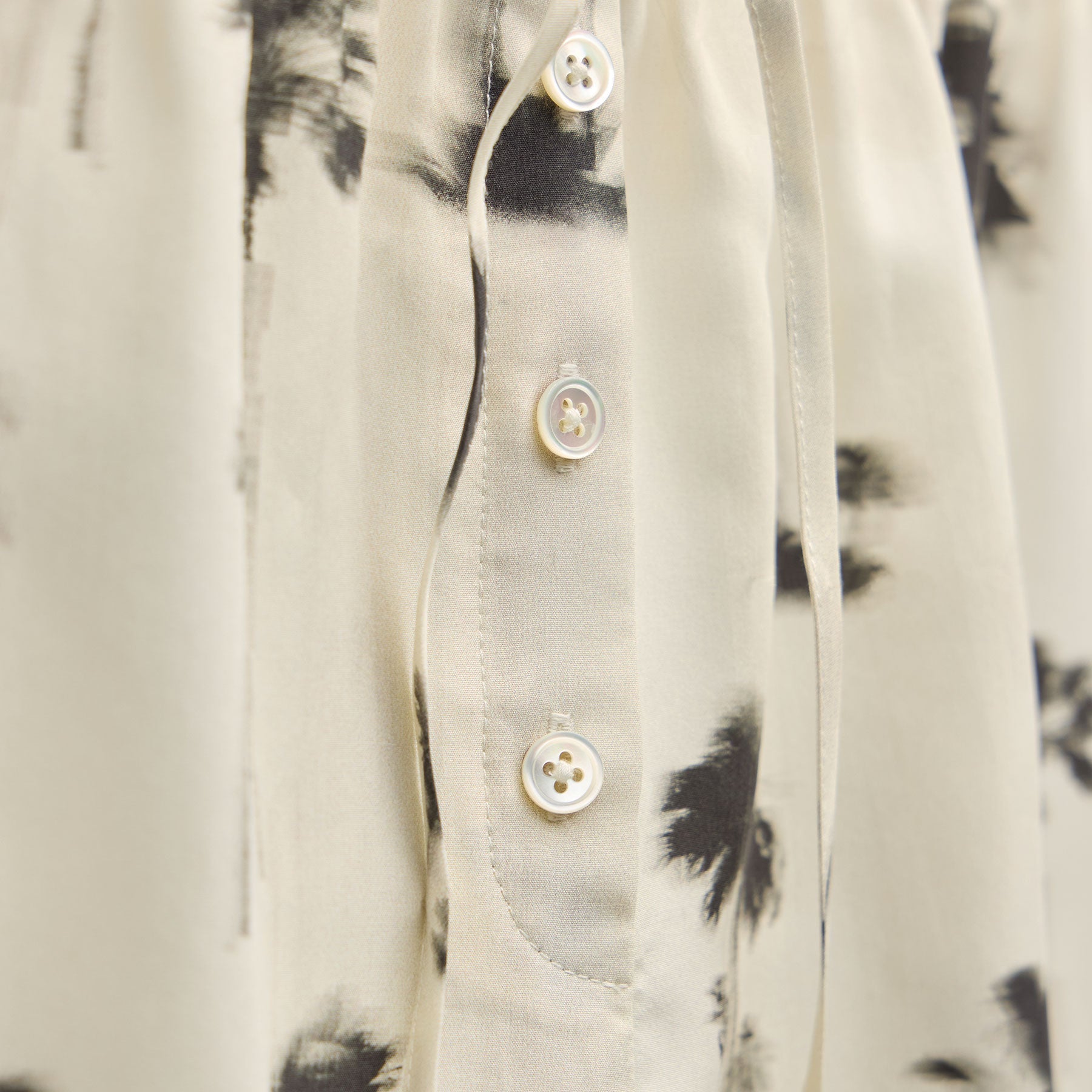 Printed Washed Silk Shortie - Allover Palm Print