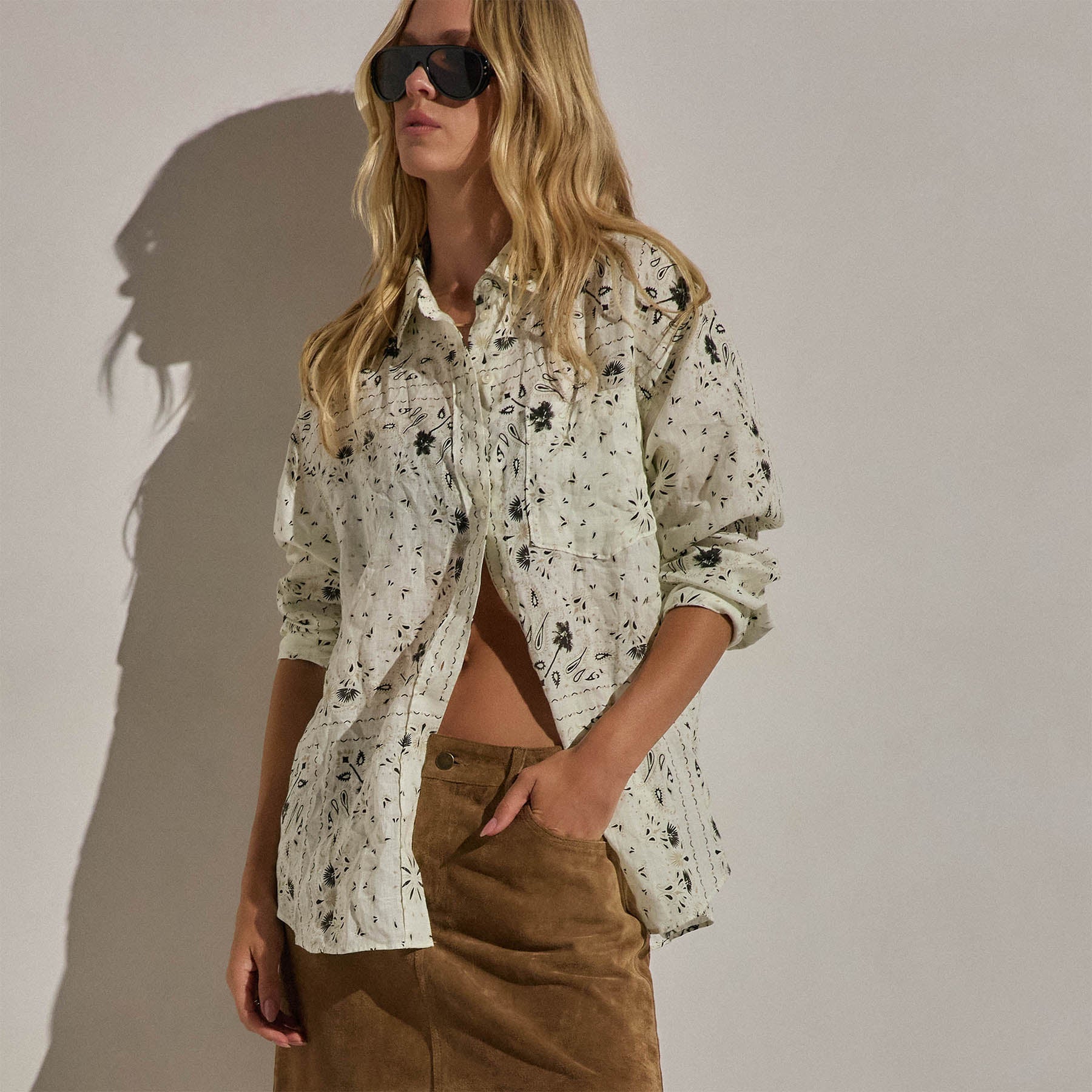 Palm Paisley Linen Shirt - Ivory Bandana Print