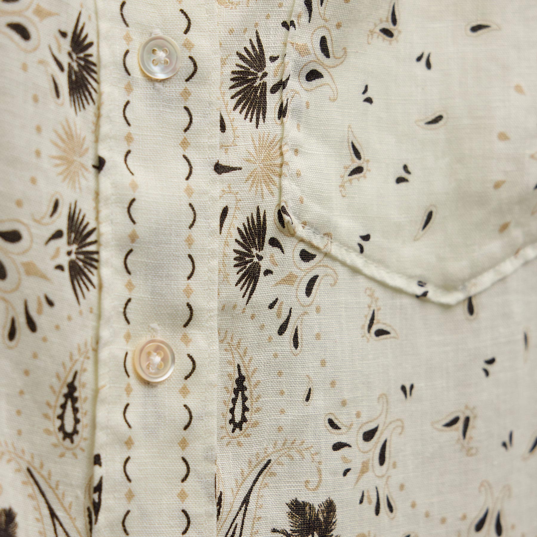Palm Paisley Linen Shirt - Ivory Bandana Print
