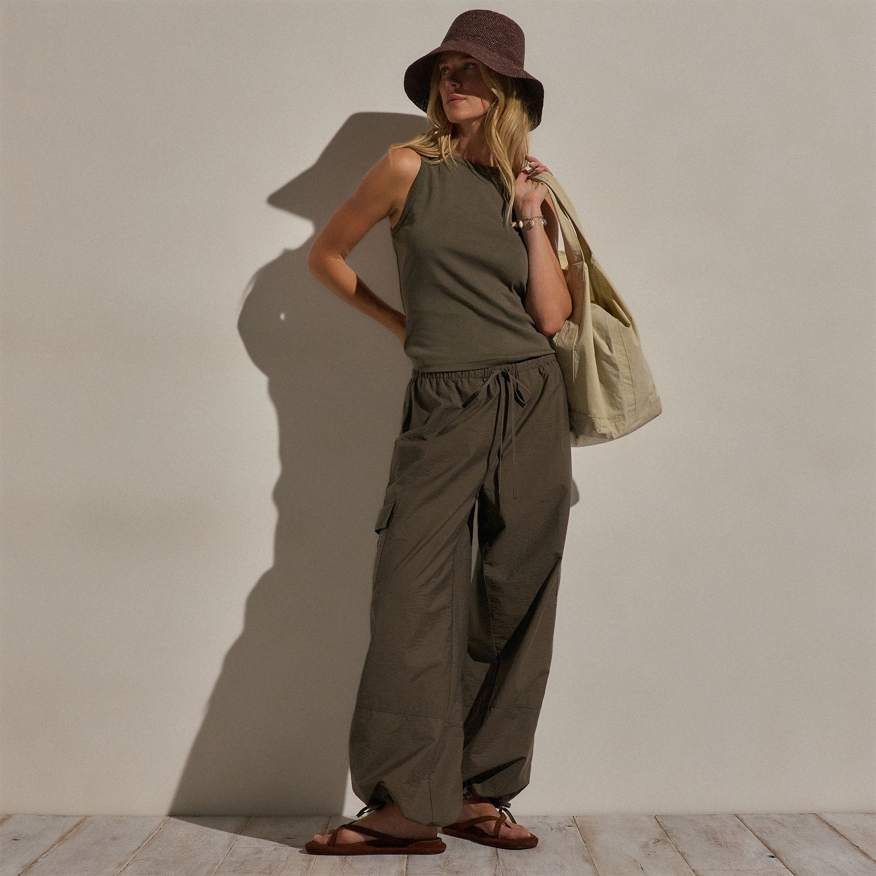 Parachute Cargo Pants - Army Green