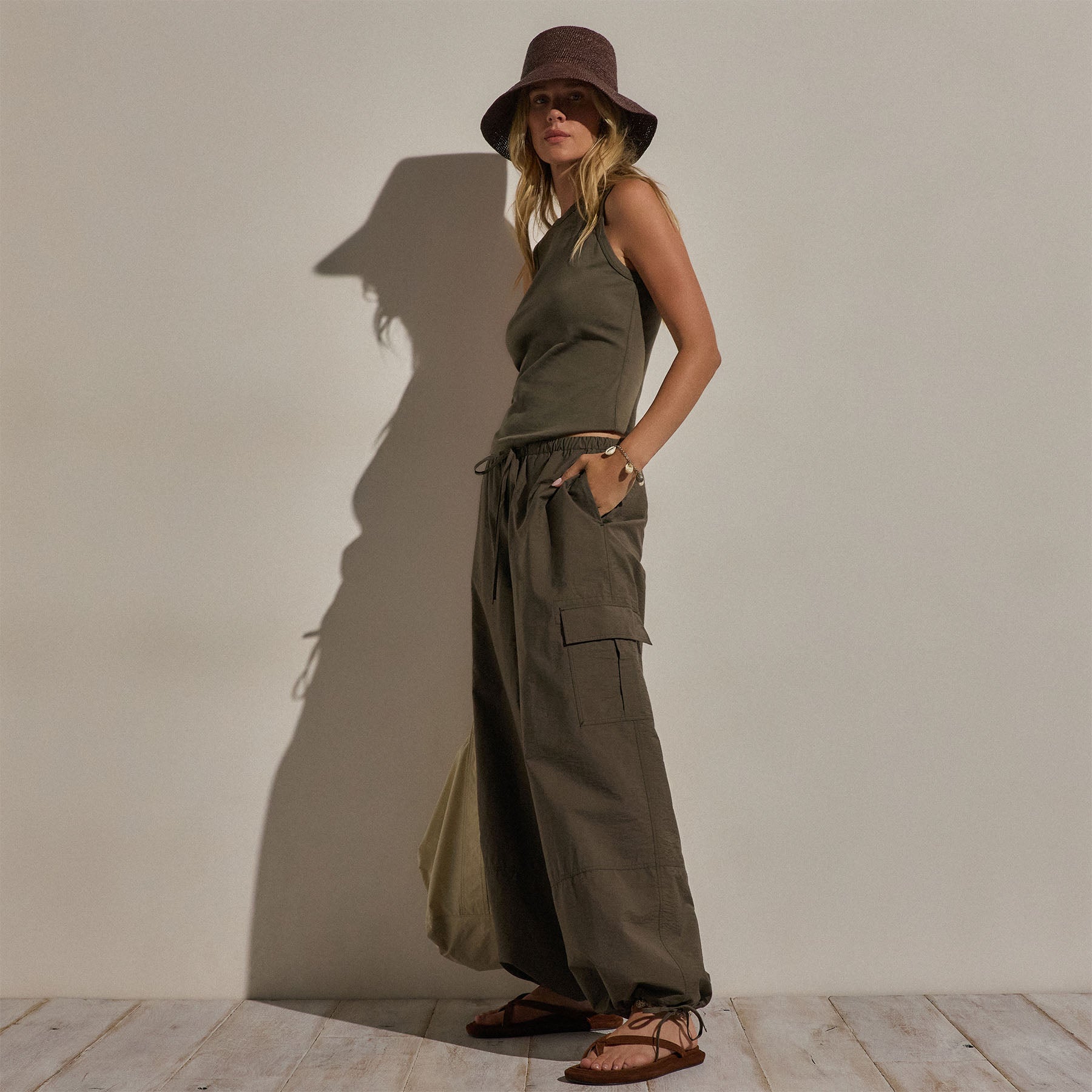Parachute Cargo Pants - Army Green
