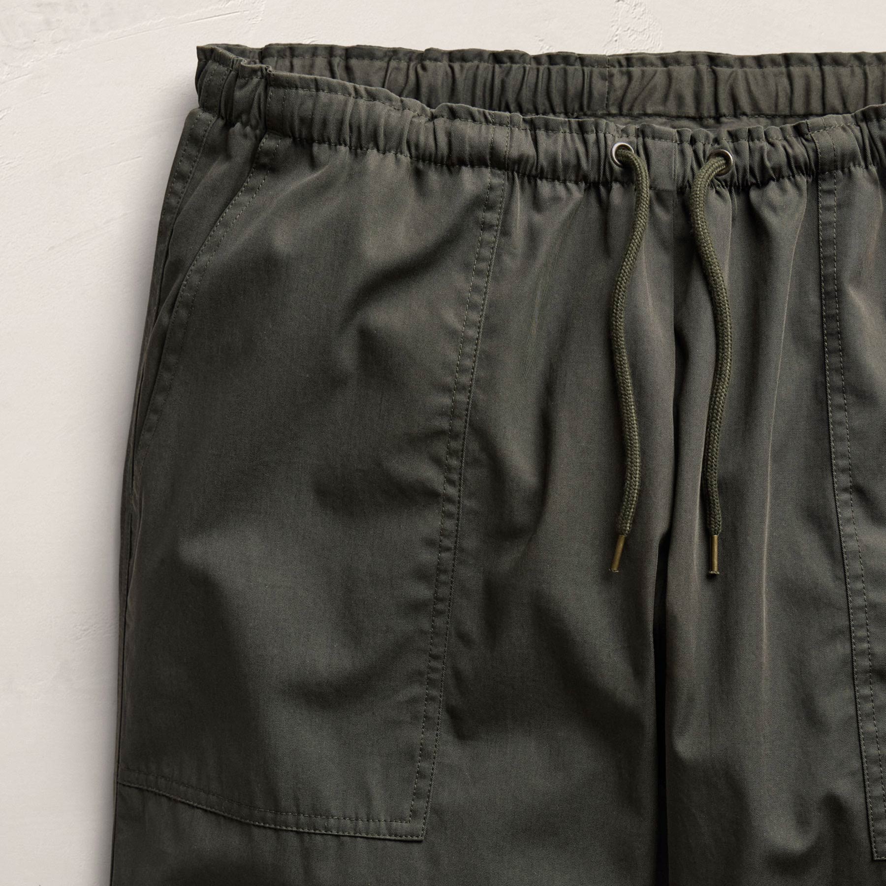 Fine Cotton Twill Crop Pant - Dark Olive