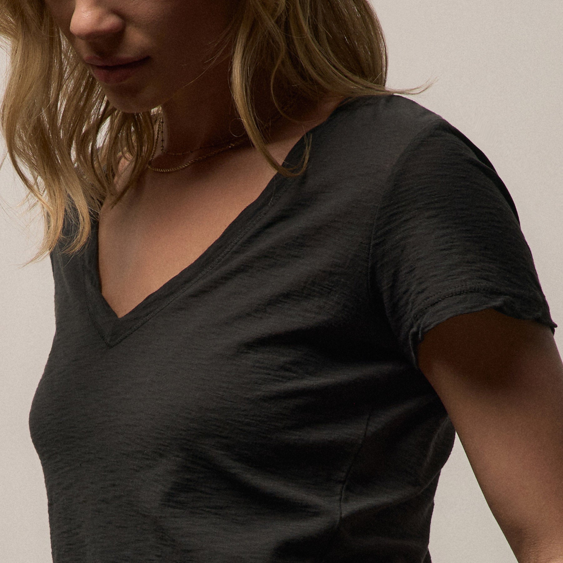 Sheer Slub V Neck - Carbon