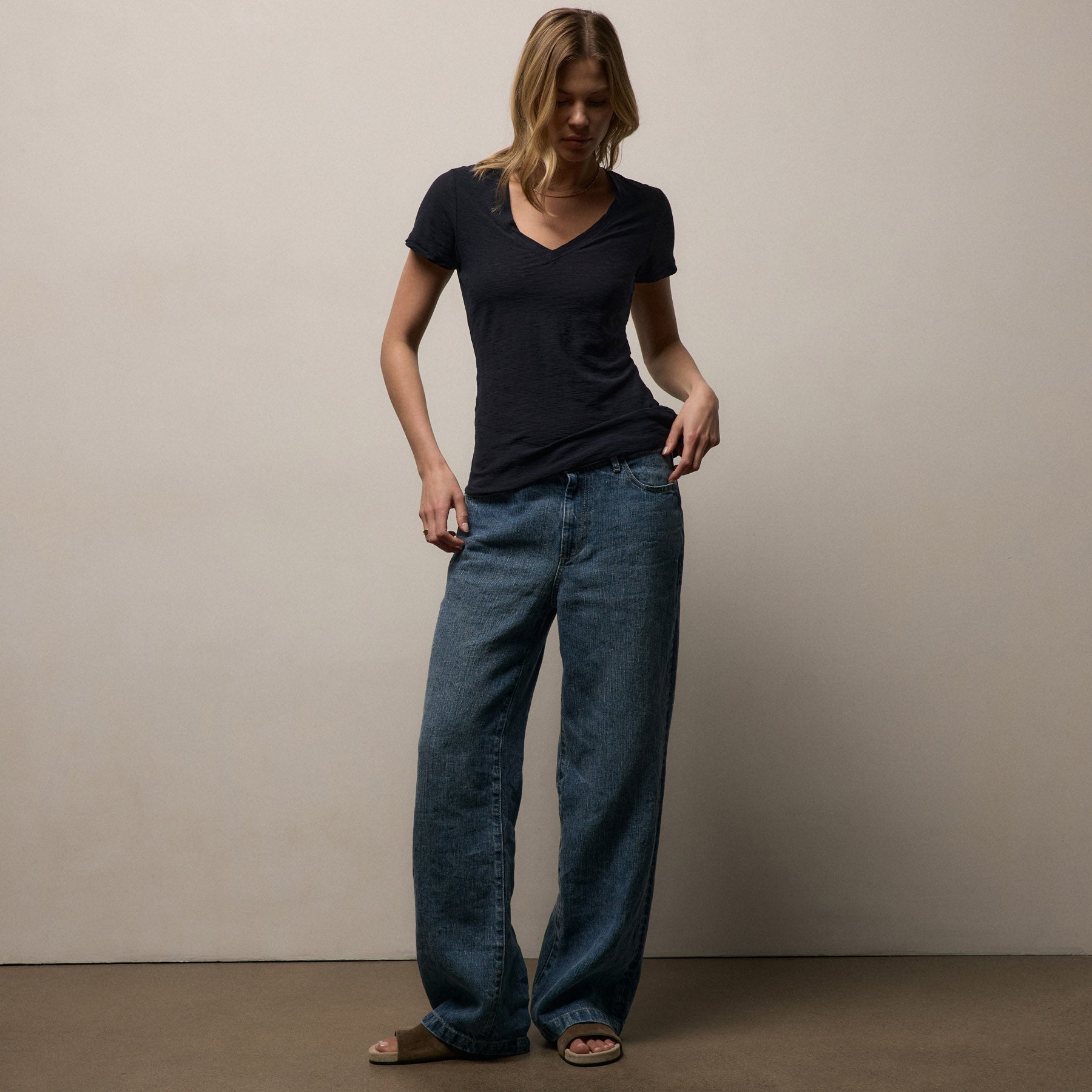 Sheer Slub V Neck - Deep