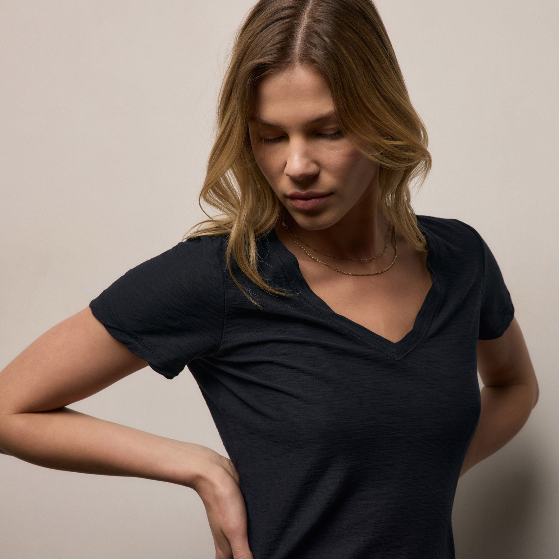 Sheer Slub V Neck - Deep
