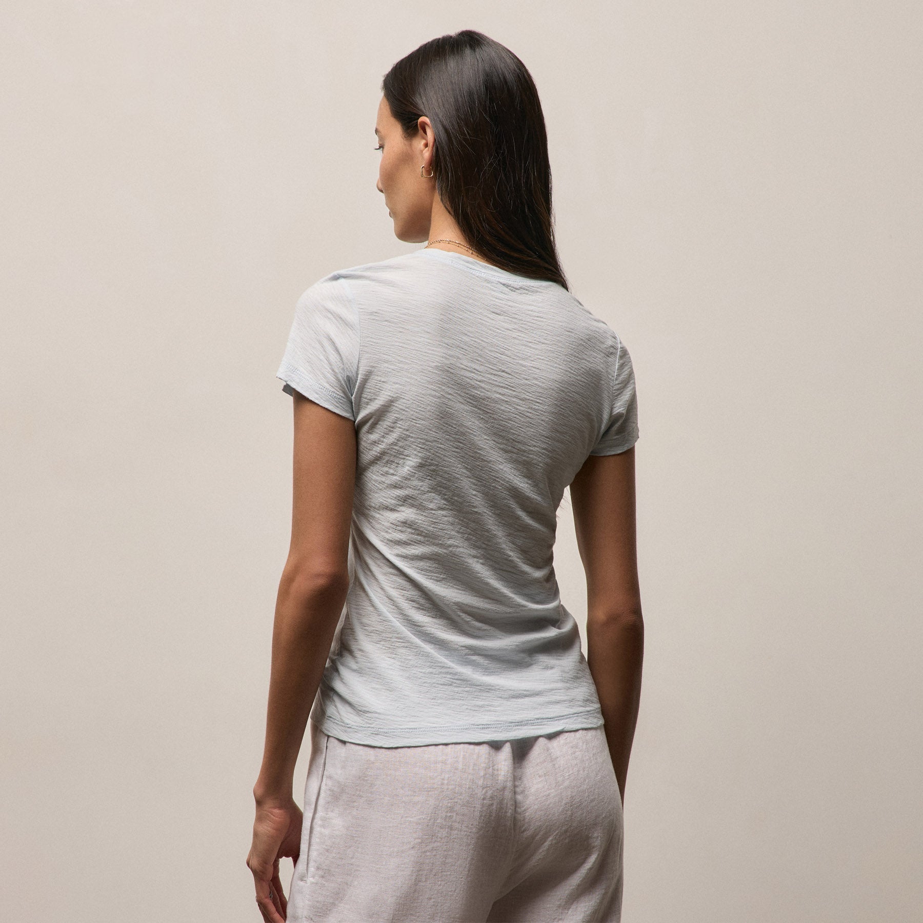 Sheer Slub V Neck - Memory