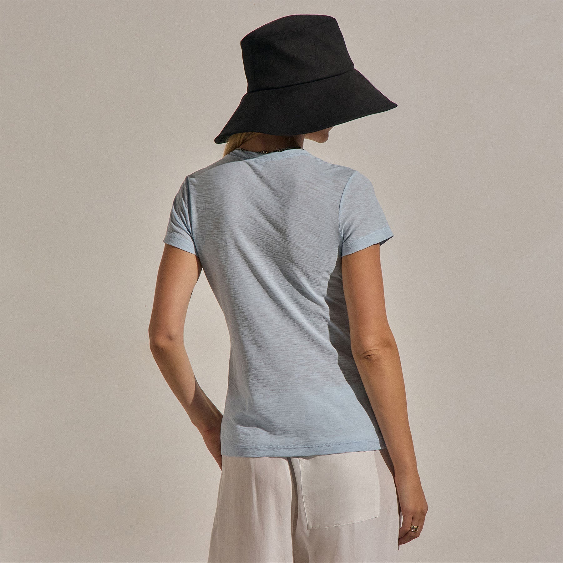 Sheer Slub V Neck - Pale Azul