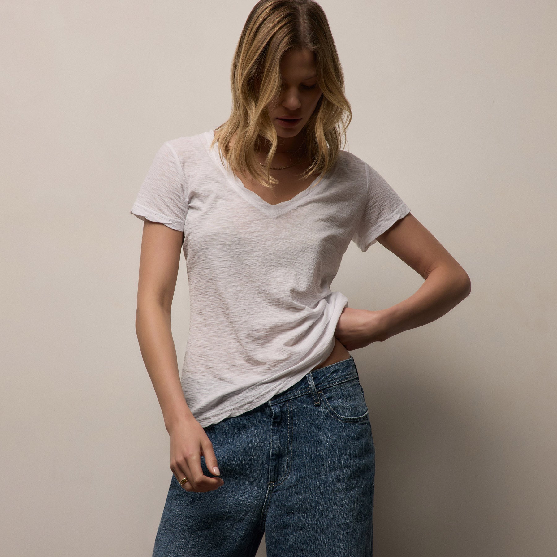 Sheer Slub V Neck - White