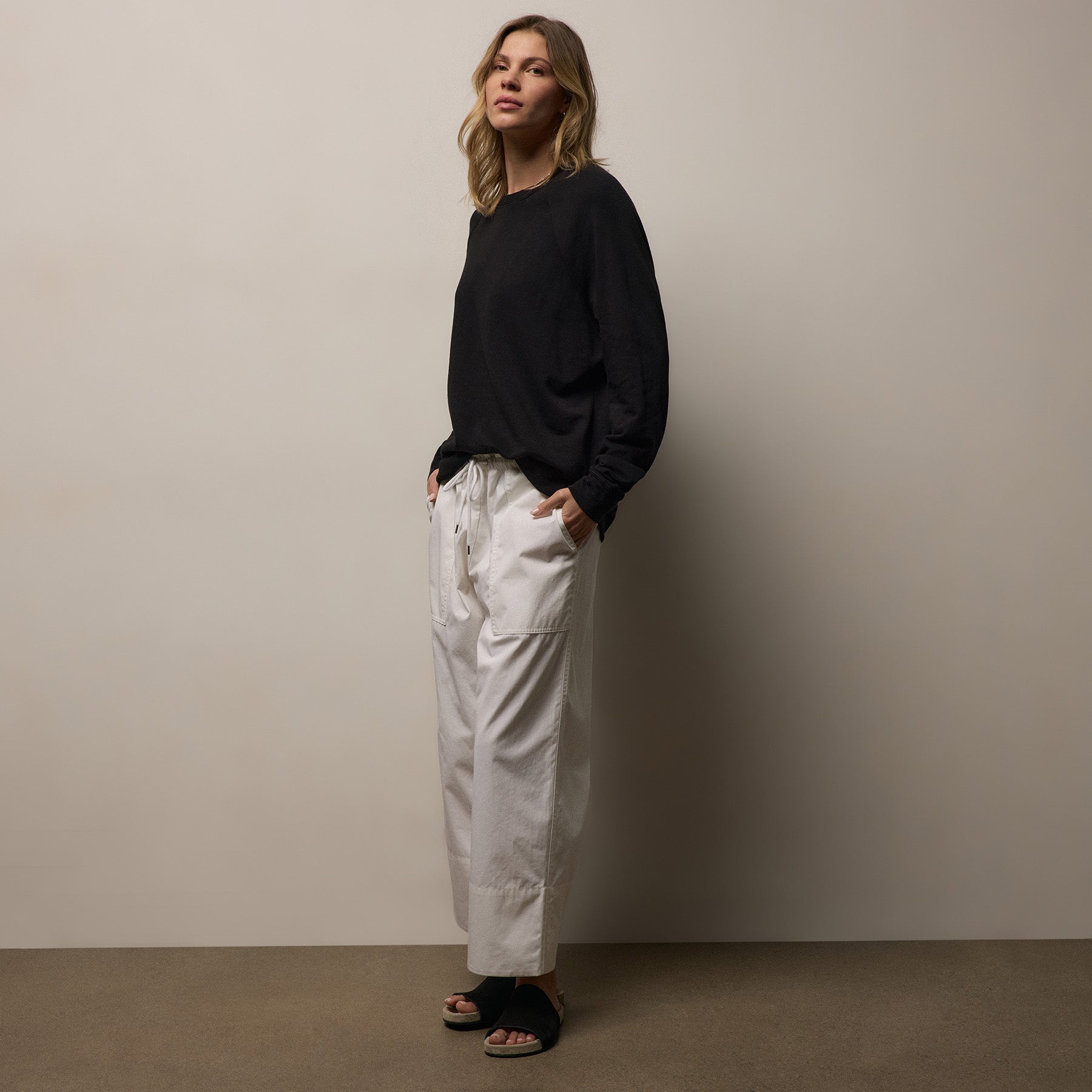 Vintage French Terry Relaxed Sweatshirt - Black